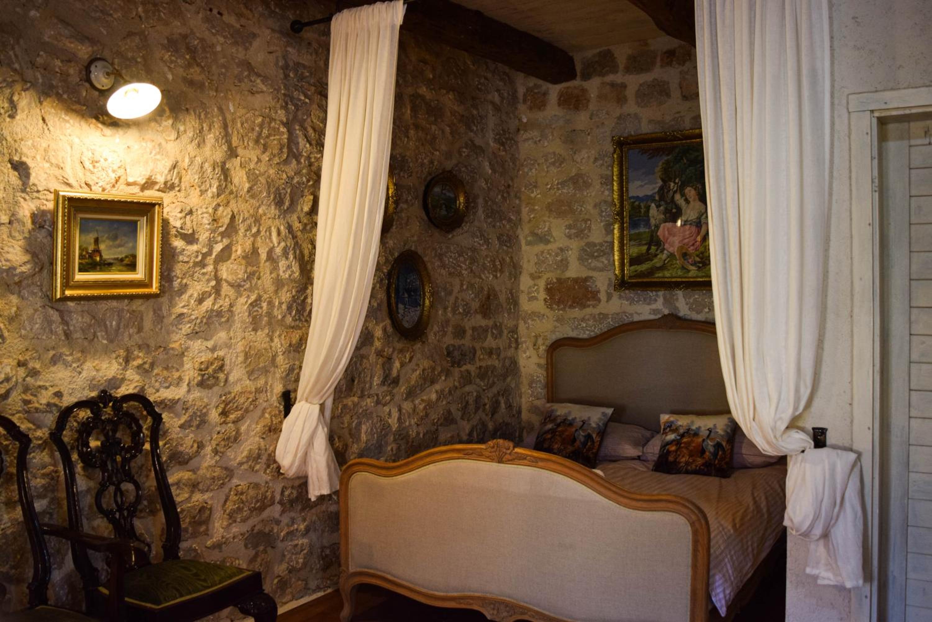 Stone Villa Oblun view 3
