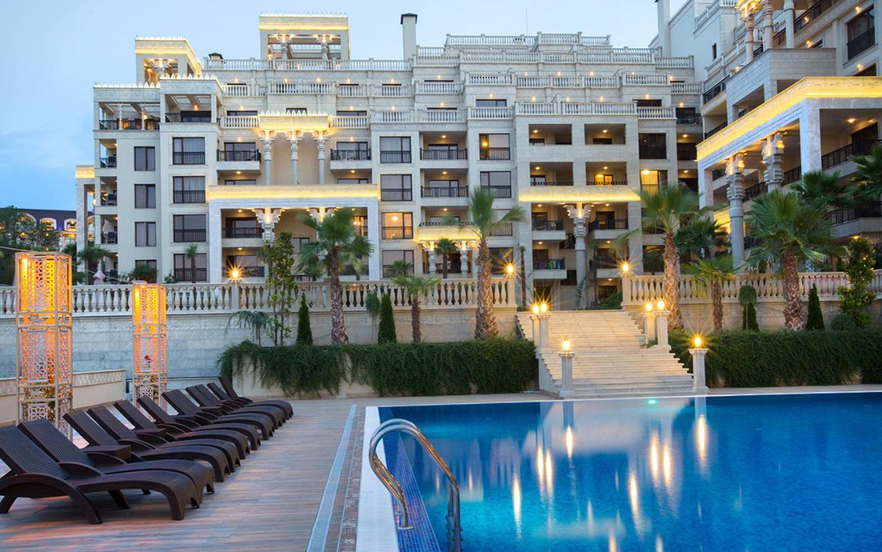 Argisht complex apart 208 Golden sands