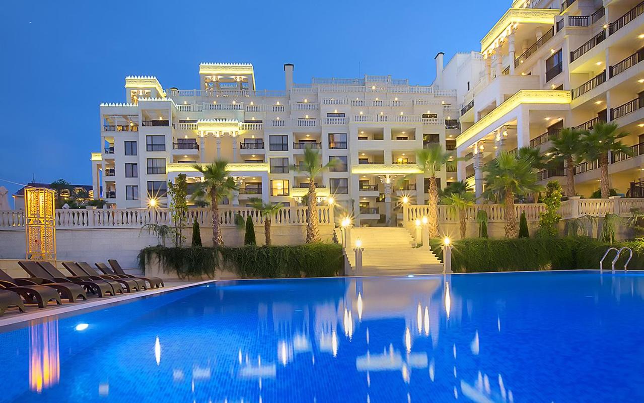 Argisht complex apart 208 Golden sands