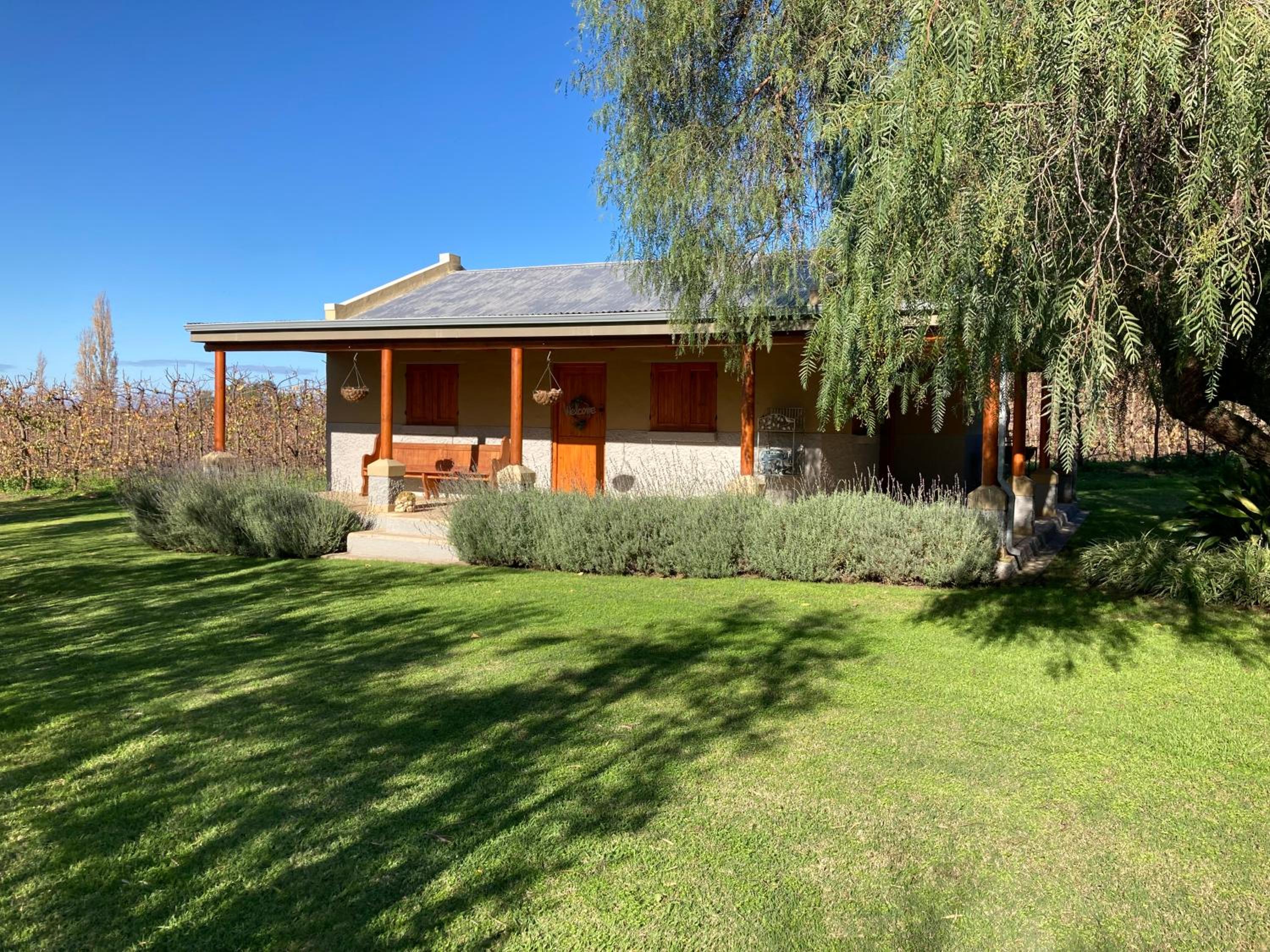 Vogelsang Farm Cottage view 2