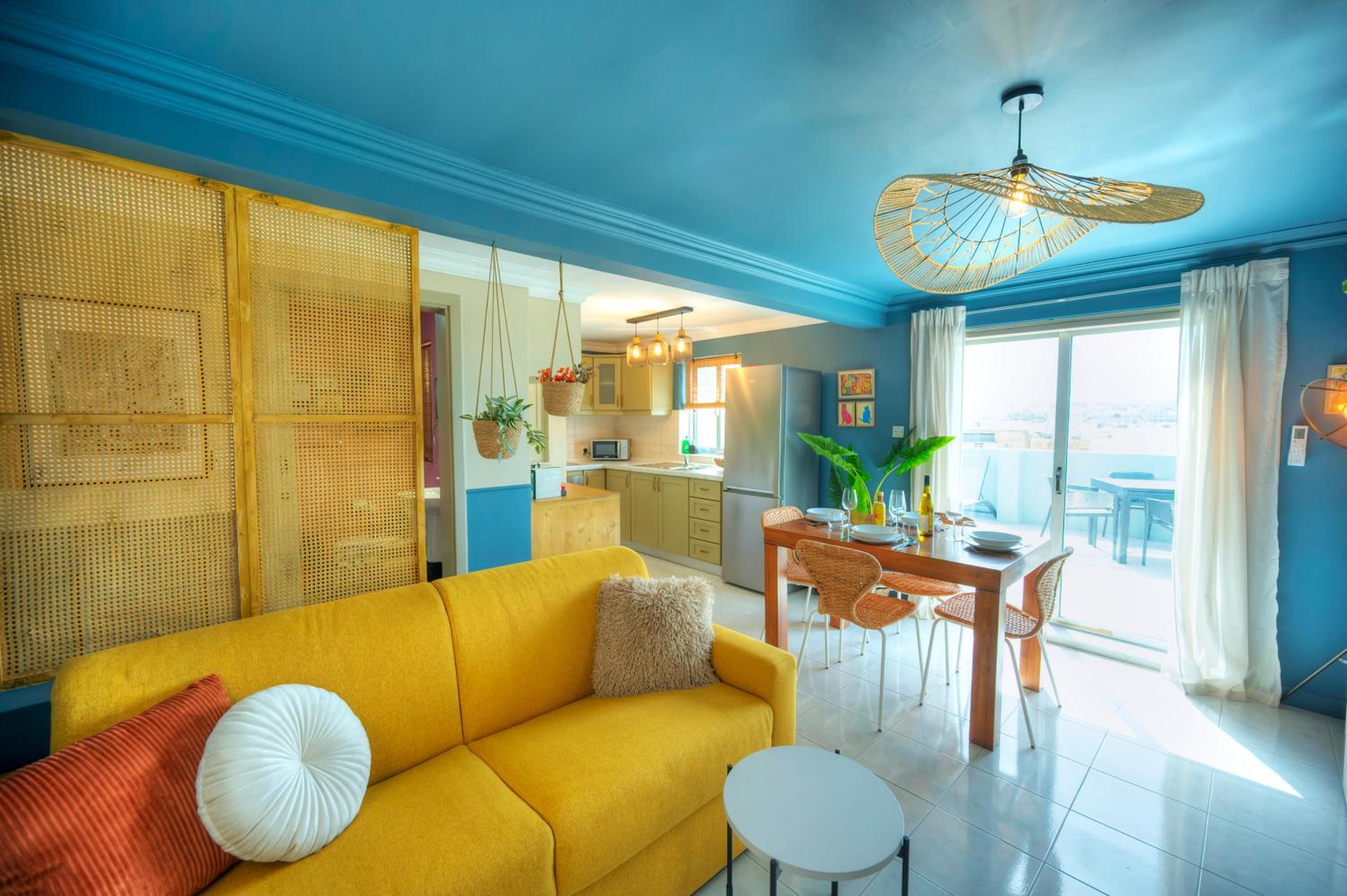 Beautiful penthouse, sun terrace, jacuzzi GOSLM-8 view 2