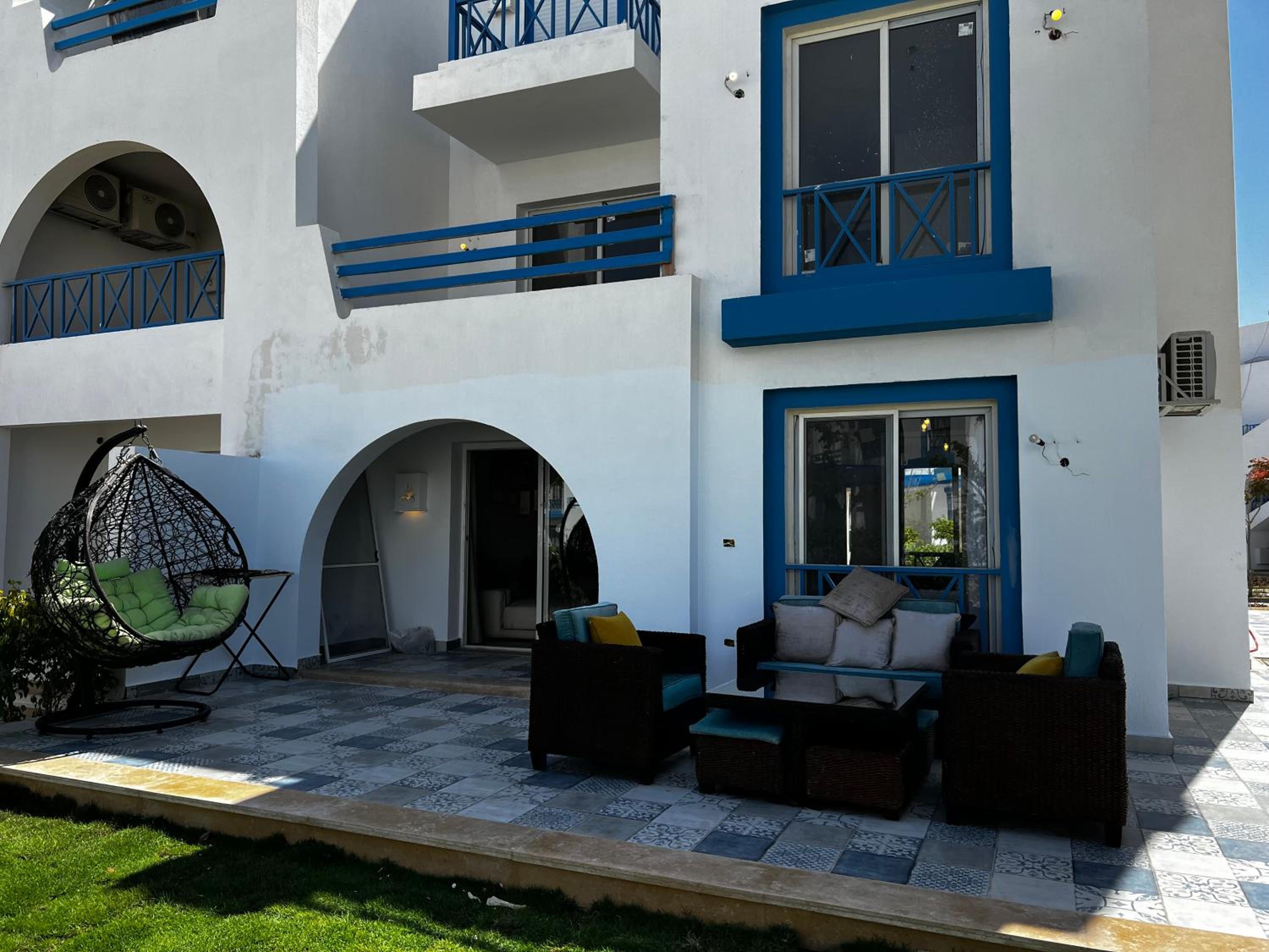 Premium Twin house with Private Garden Mountain View North Coast Sahel