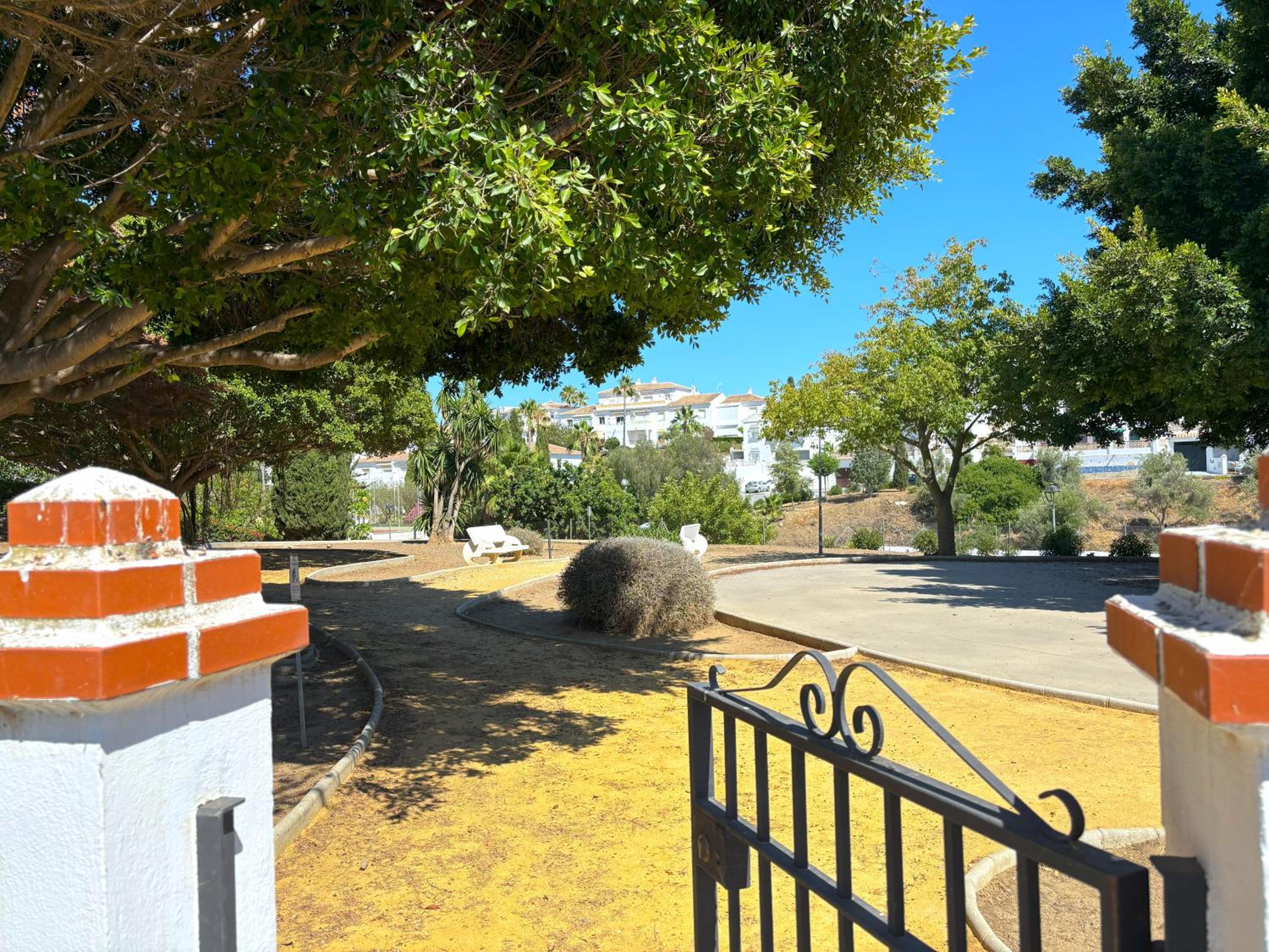 Torrox Park Piscina y Tenis en Adosado renovado