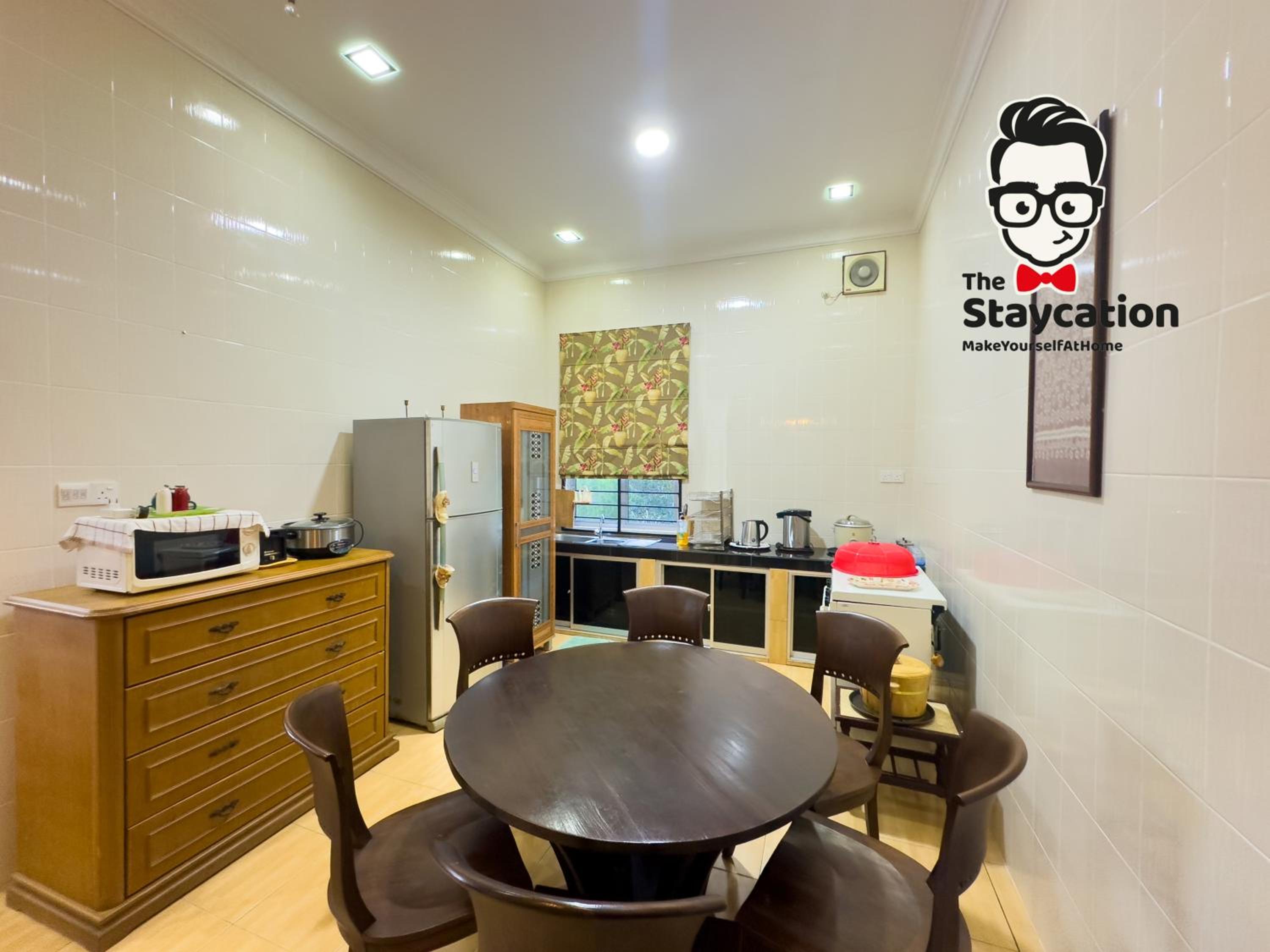 Staycation Homestay 50 Peaceful Villa Damai photo 5