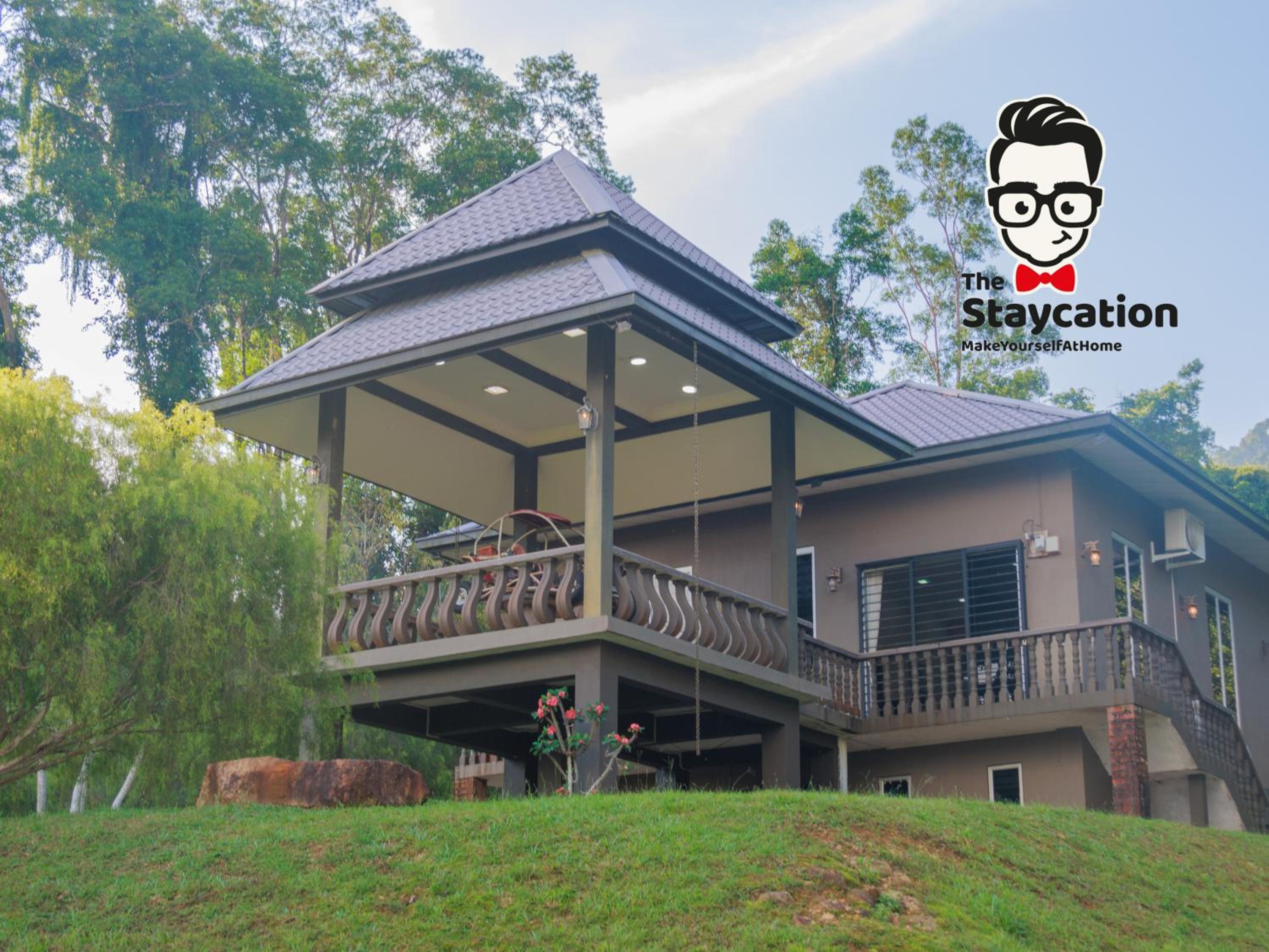 Staycation Homestay 50 Peaceful Villa Damai photo 8