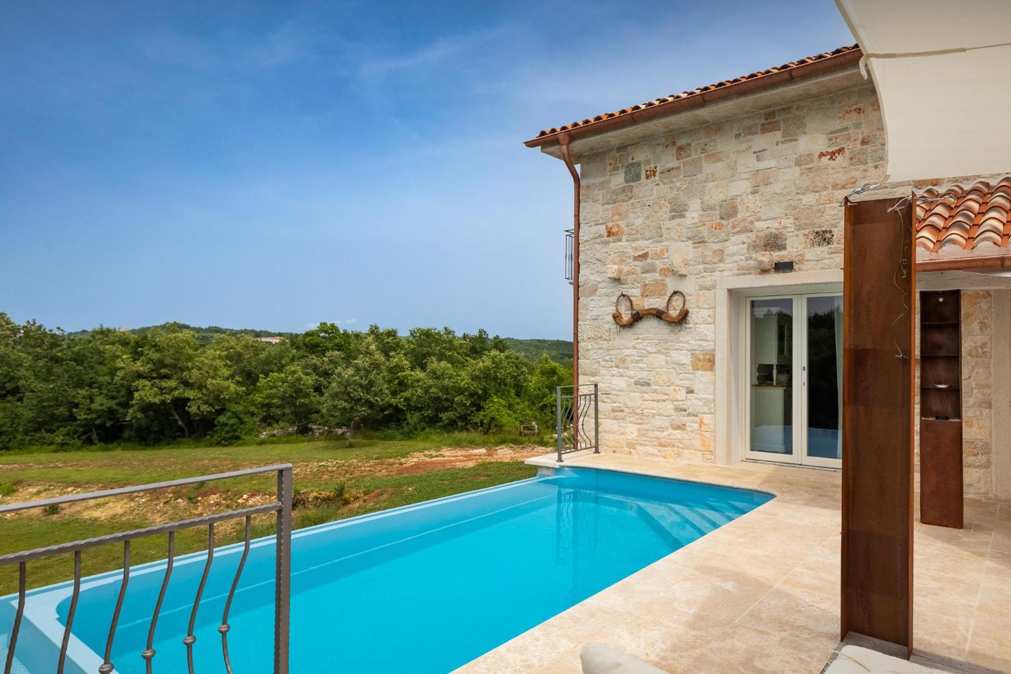Rustic villa Krug with panorama view in Buje