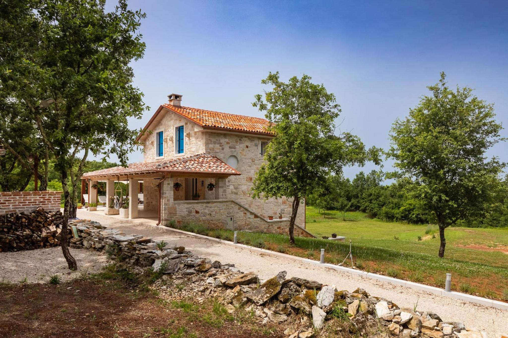 Rustic villa Krug with panorama view in Buje