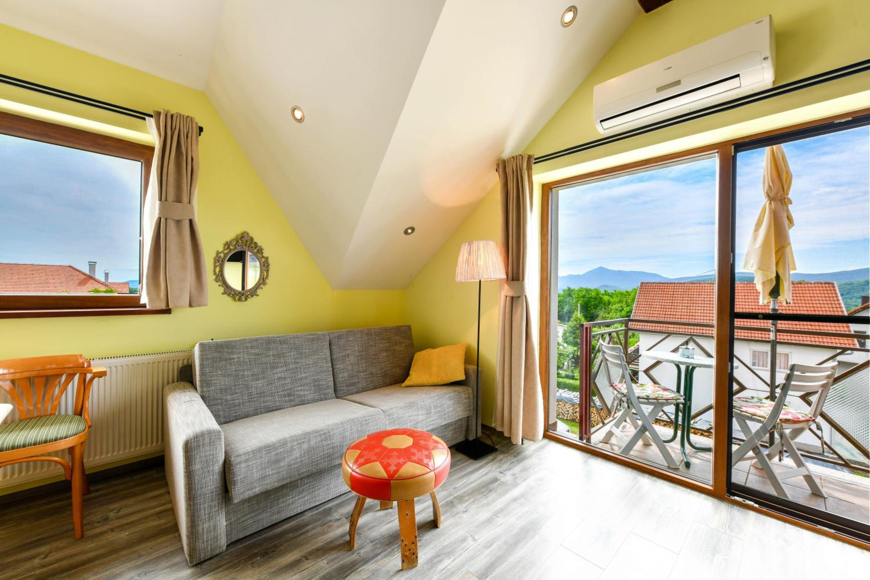 Accommodation "Old Town Drežnik" view 4