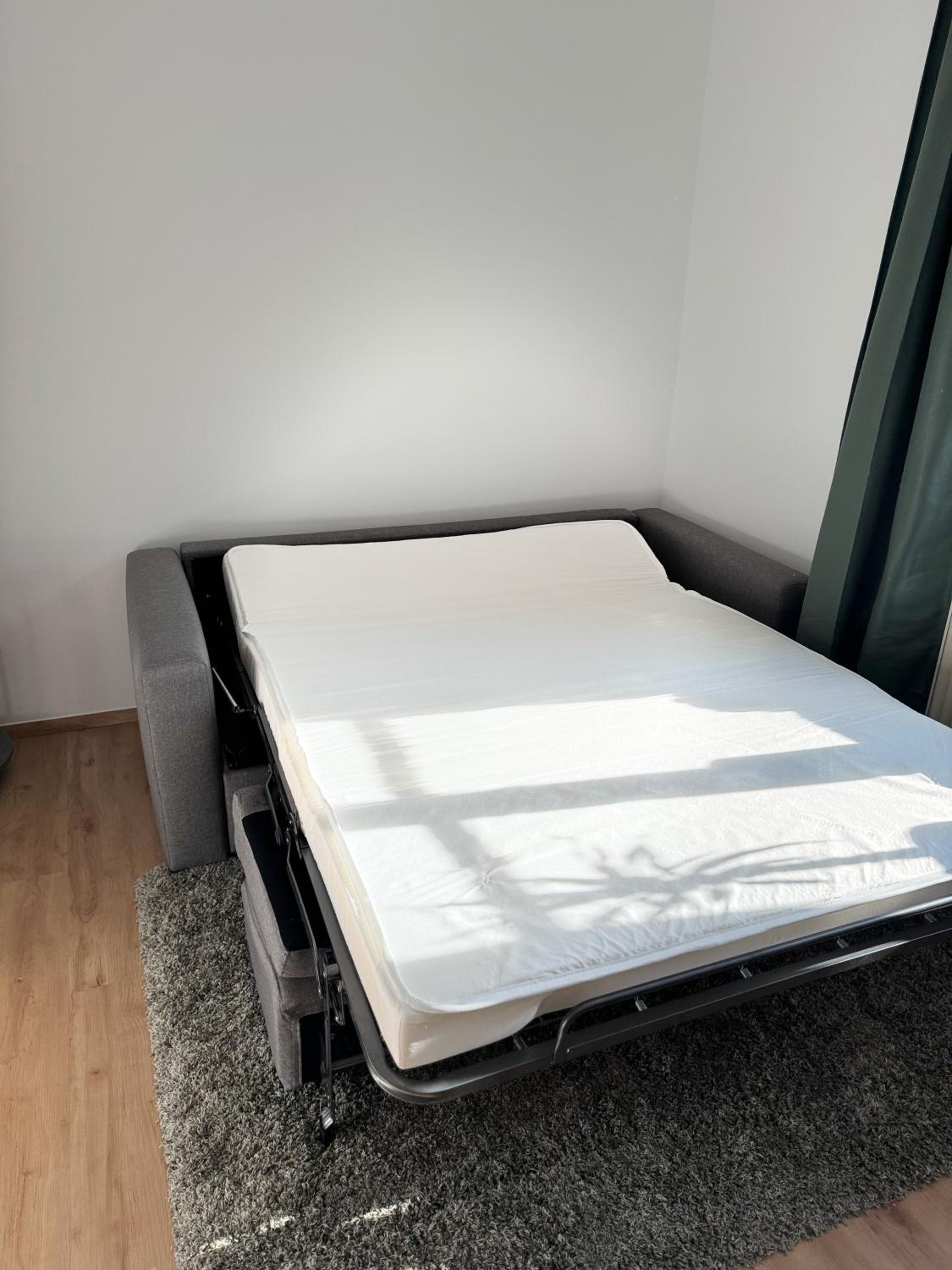 Central city chic apartment view 4
