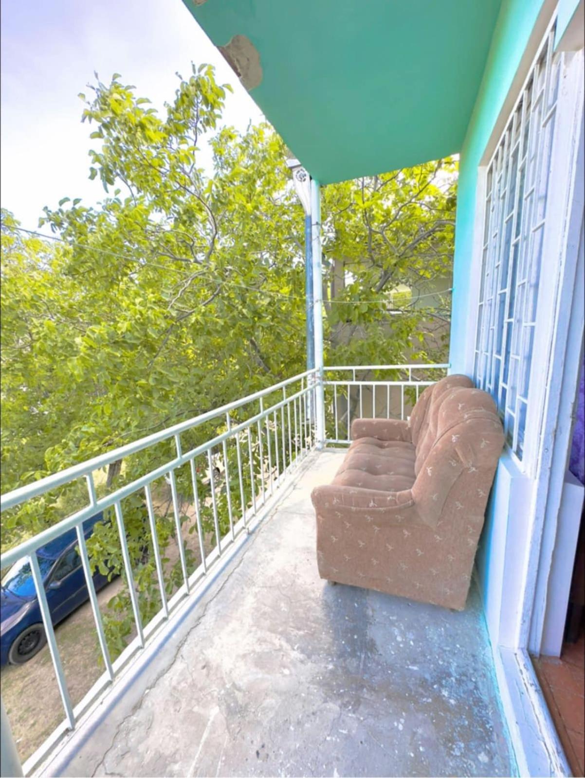 Villa in Bjni