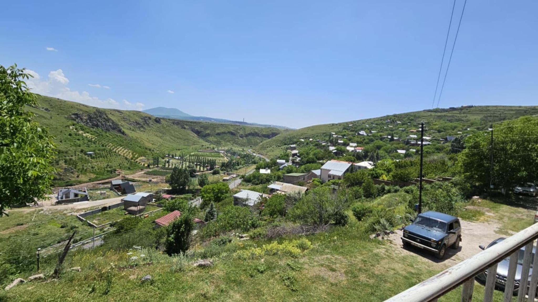 Villa in Bjni
