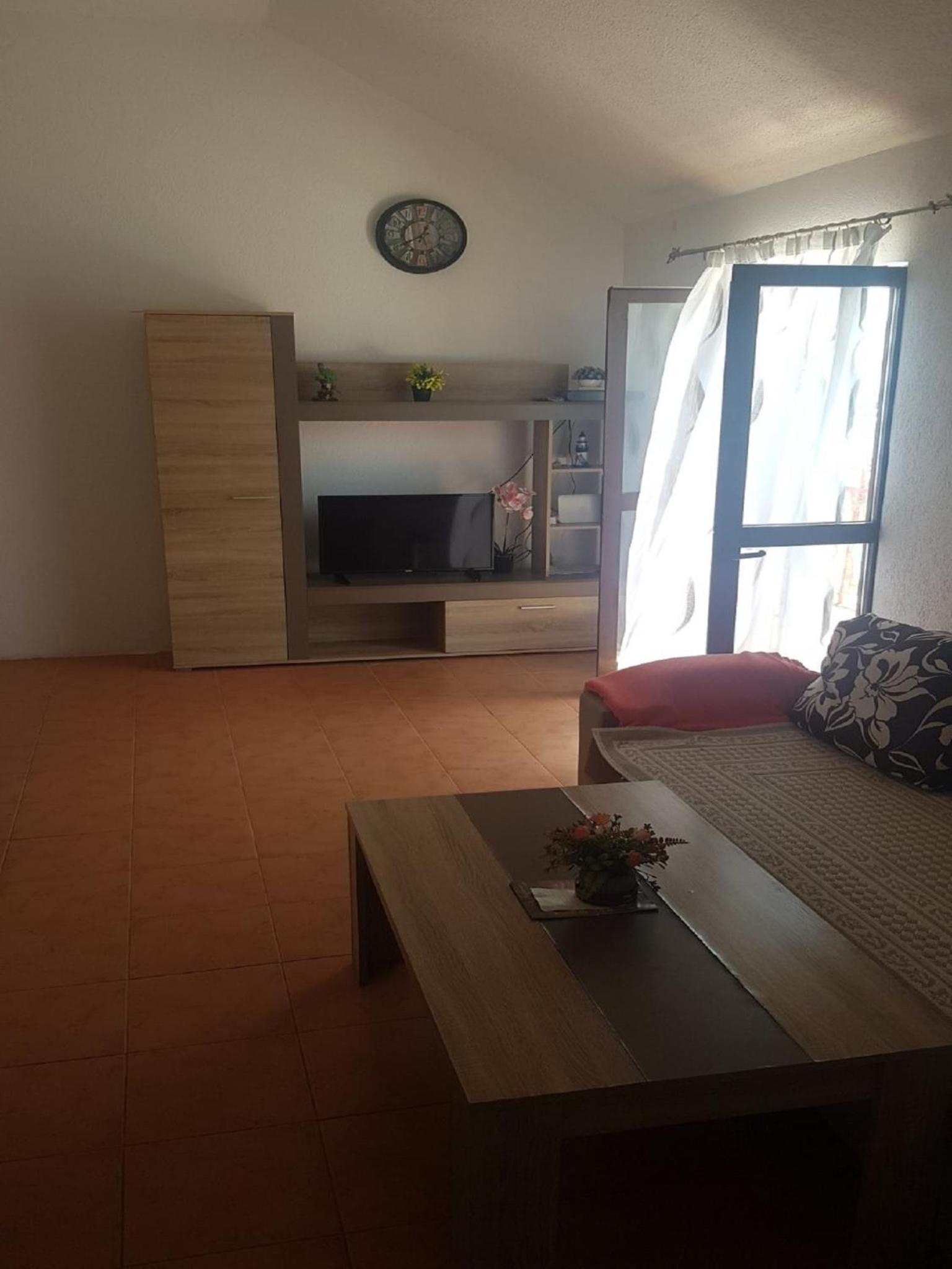 Beachfront Apartment Daris photo 5