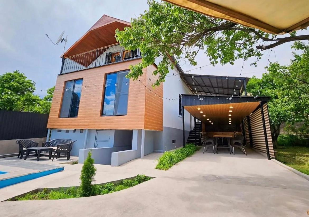 Bjni Mer Dacha