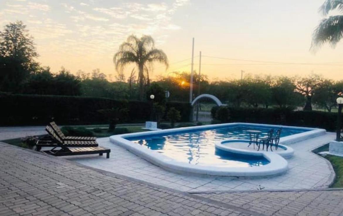 Casona La Calandria con Piscina y Aguas Termales