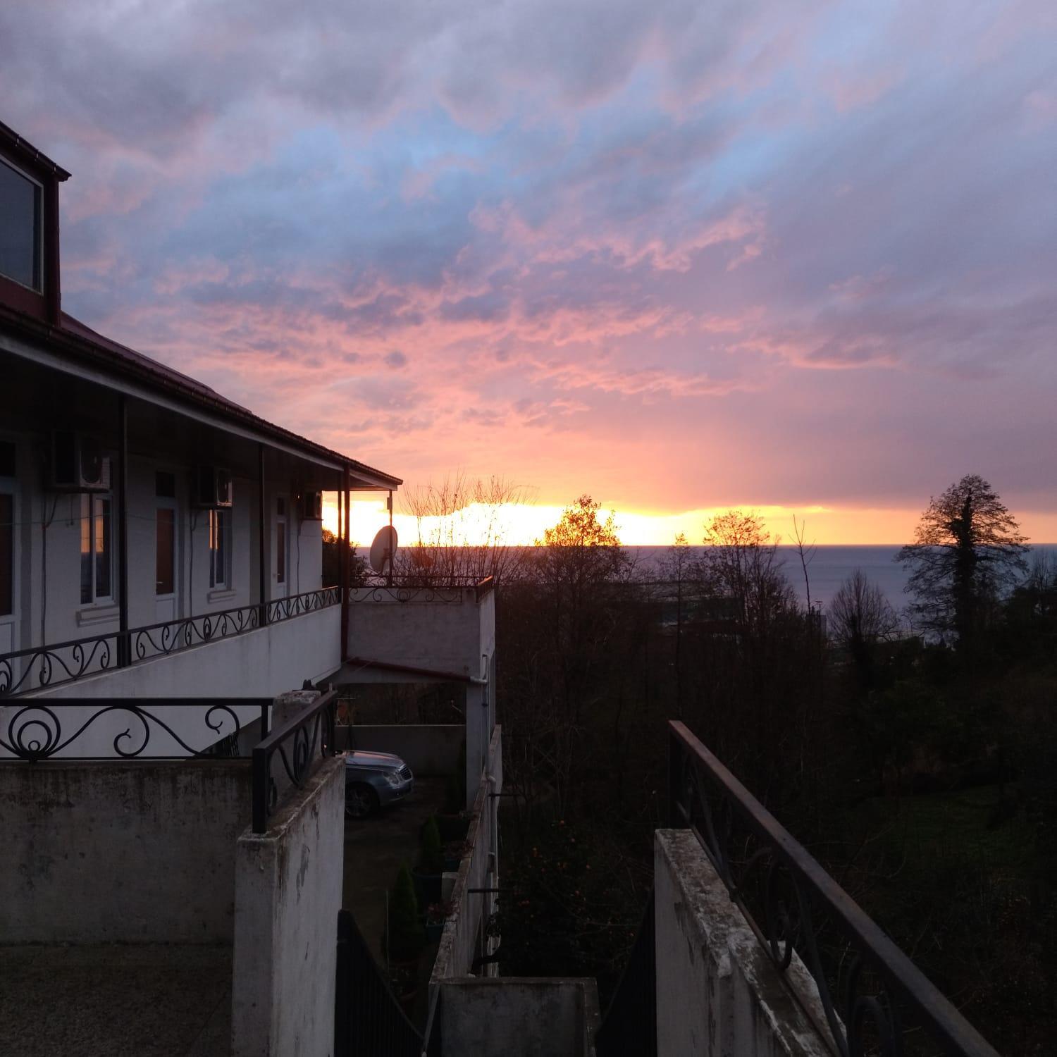 White House Avtandil&Nino view 3