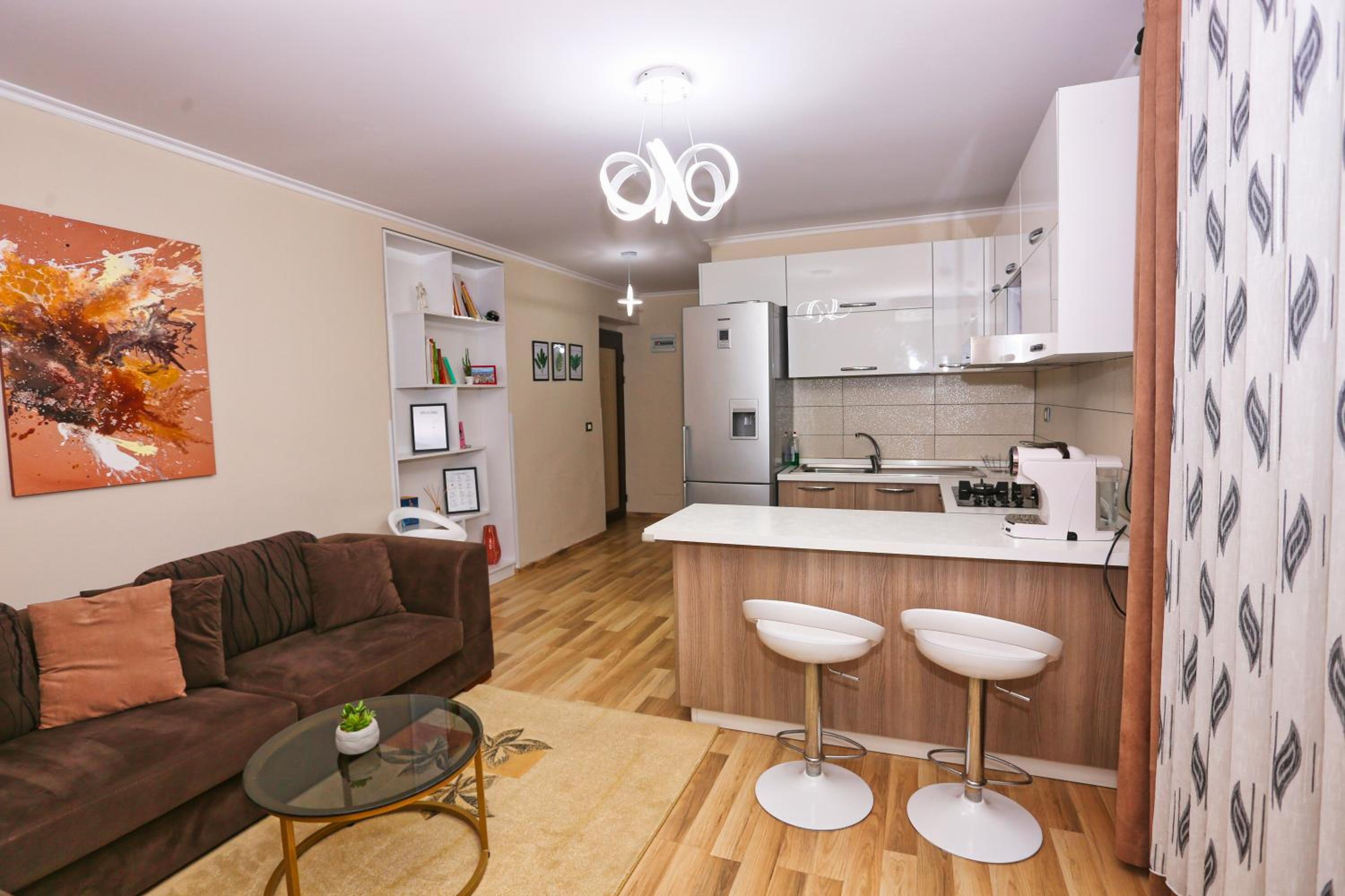 R&B City Center Apartment