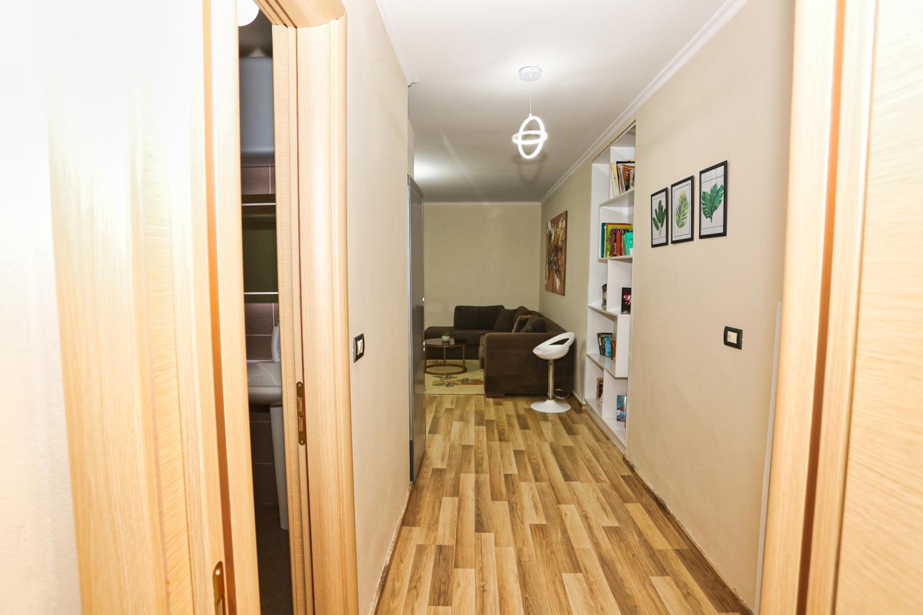 R&B City Center Apartment