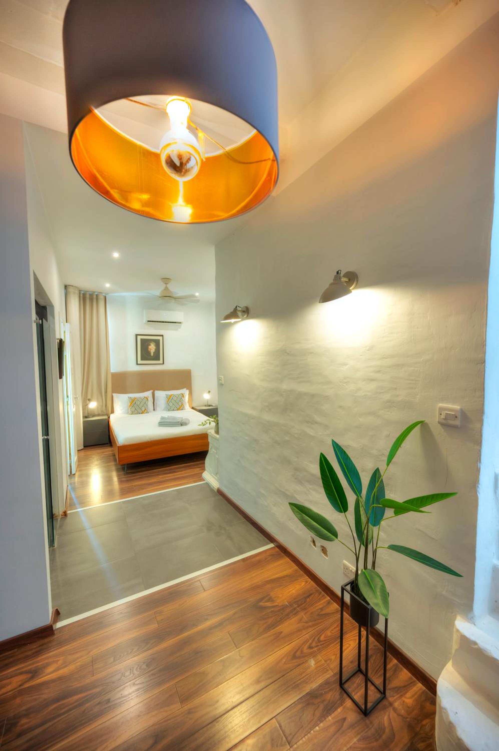 Traditional townhouse, terrace near Valletta WENG1-1 view 3