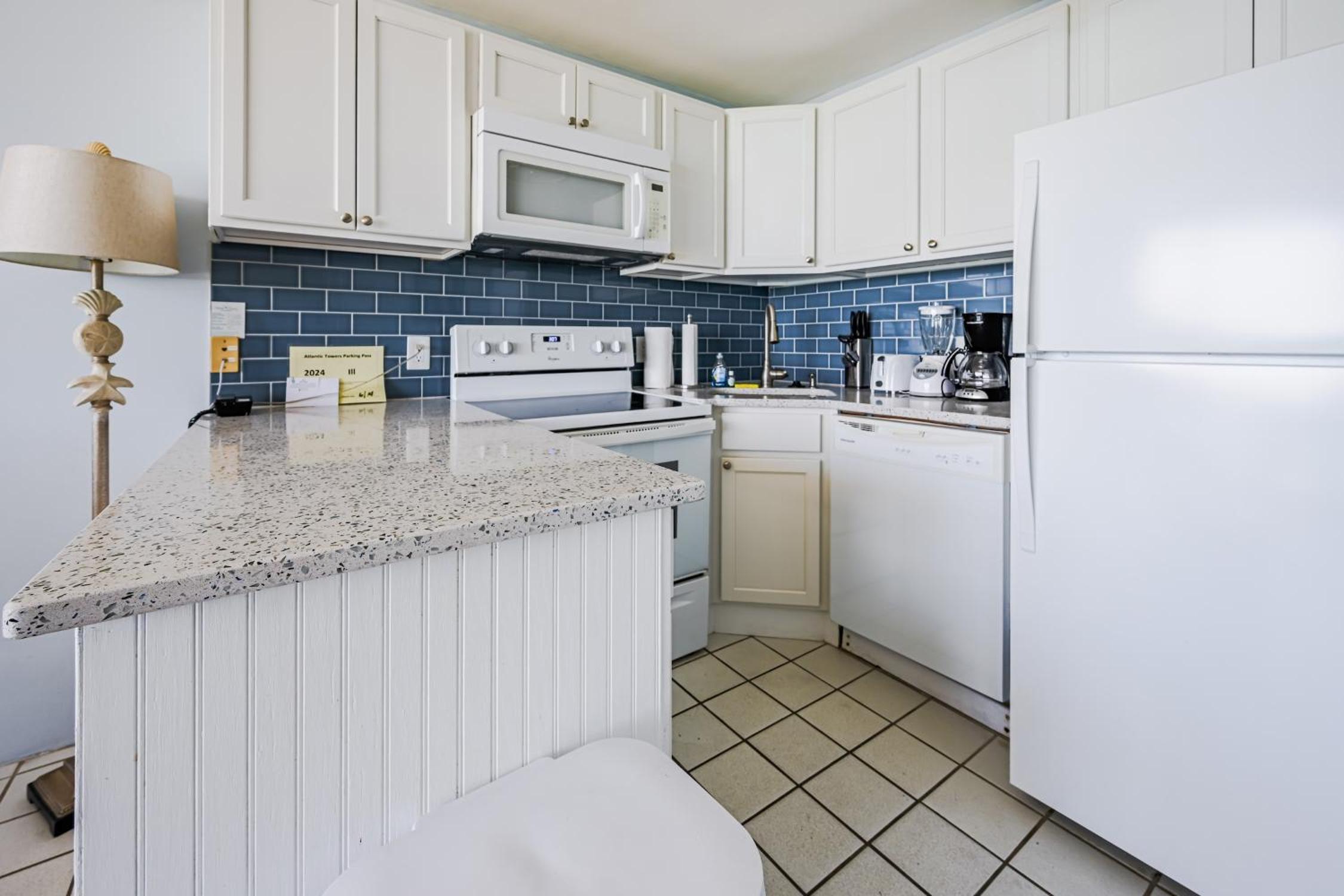 Octopus Garden 1BR, King Bed, Indoor & Outdoor Pool view 4