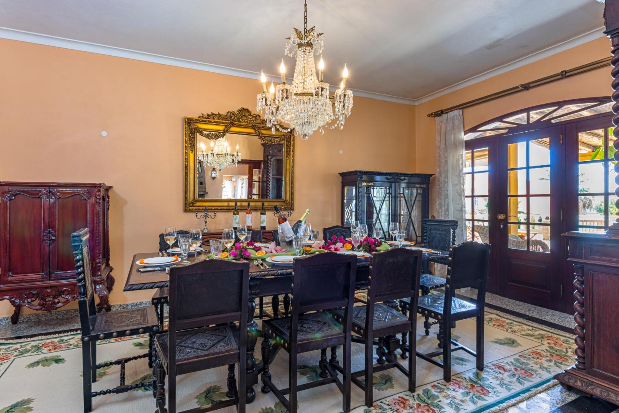 dining