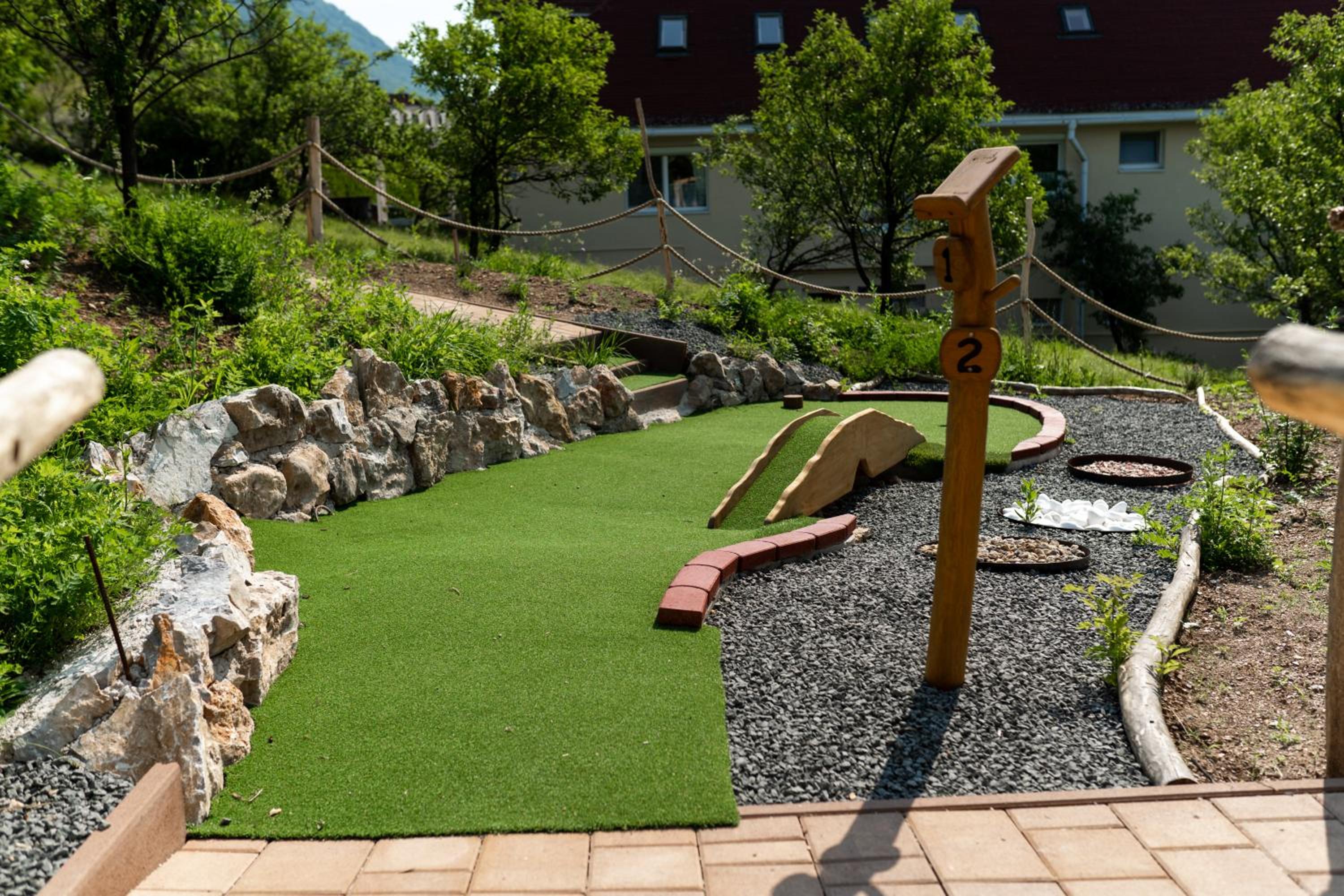 activities & amenities