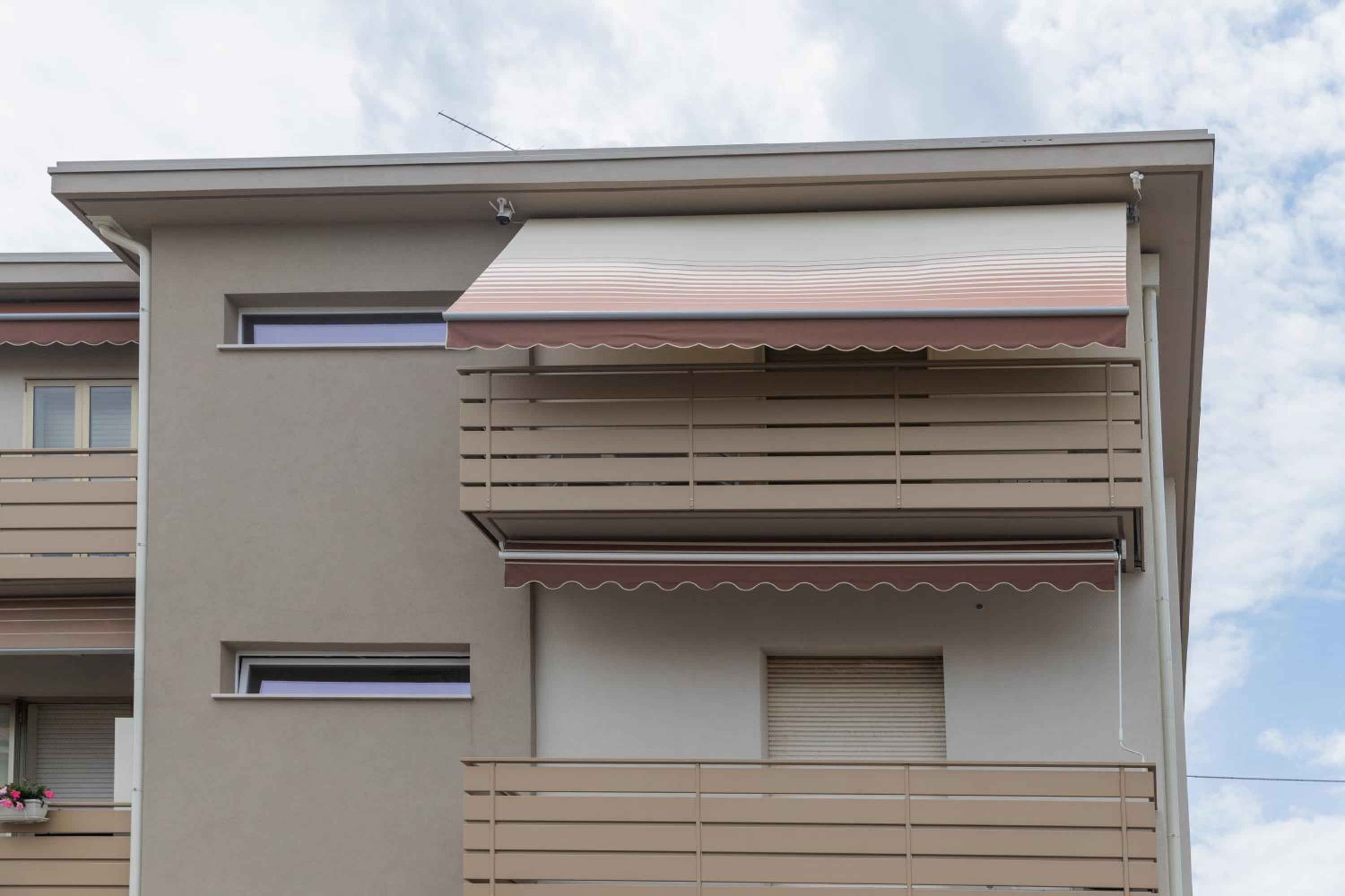 Verona Borgo Roma LUXURY ROOMS & APARTMENT view 2