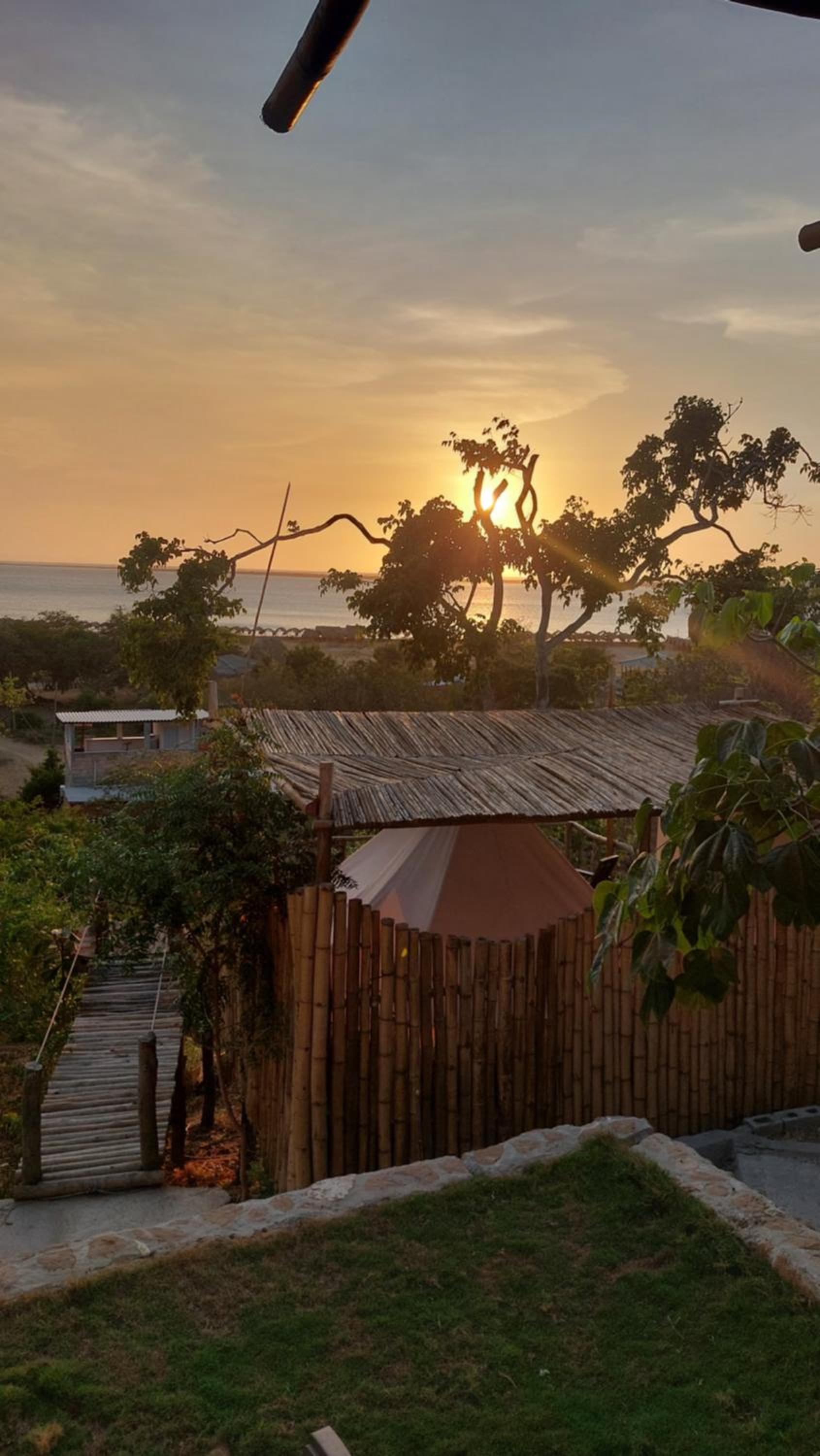 Puerta al Mar Ecolodge Glamping