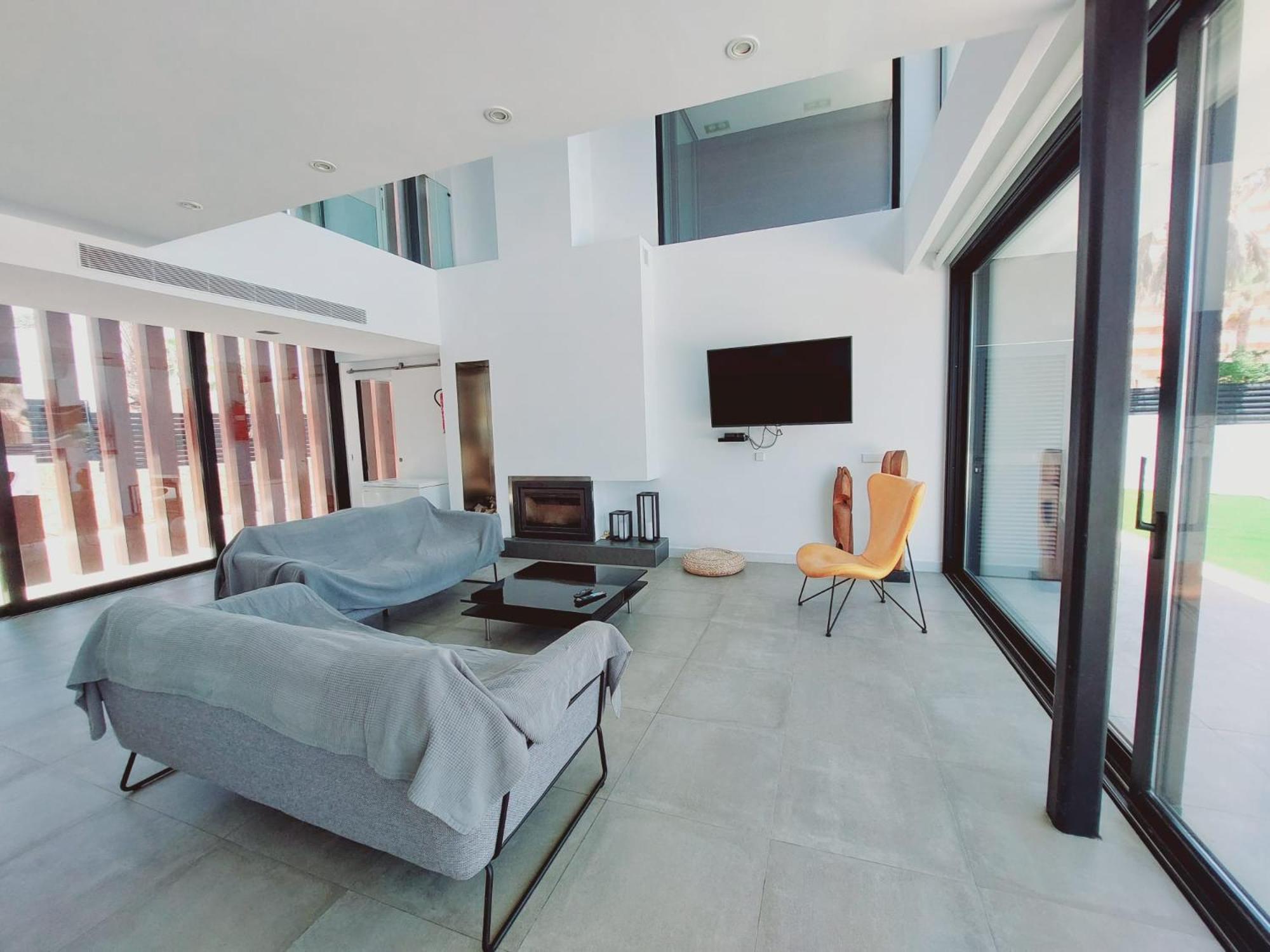 Inmovecos Villa de lujo con piscina privada Gawy