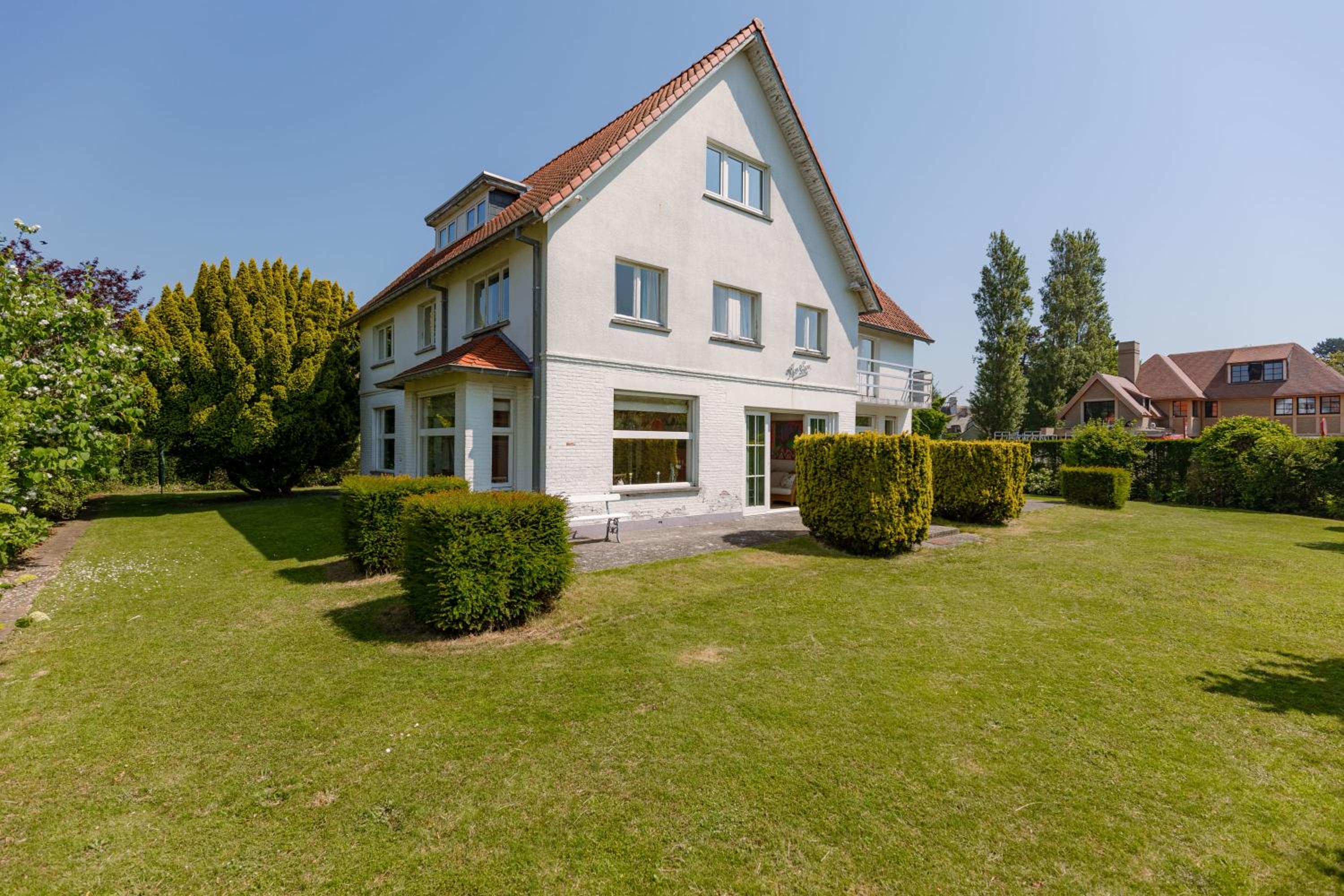 Authentic family villa in 't Zoute