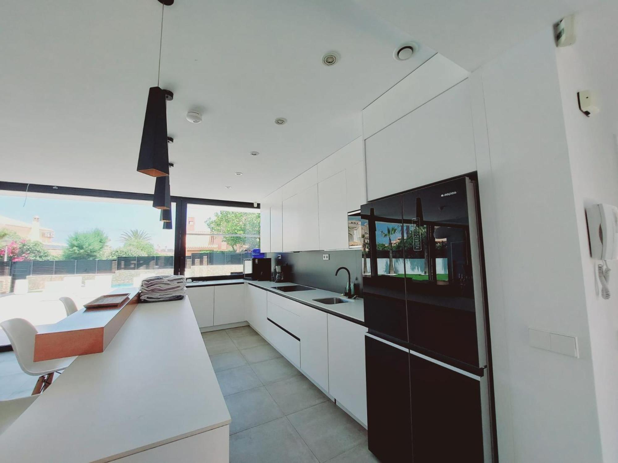Inmovecos Villa de lujo con piscina privada Gawy