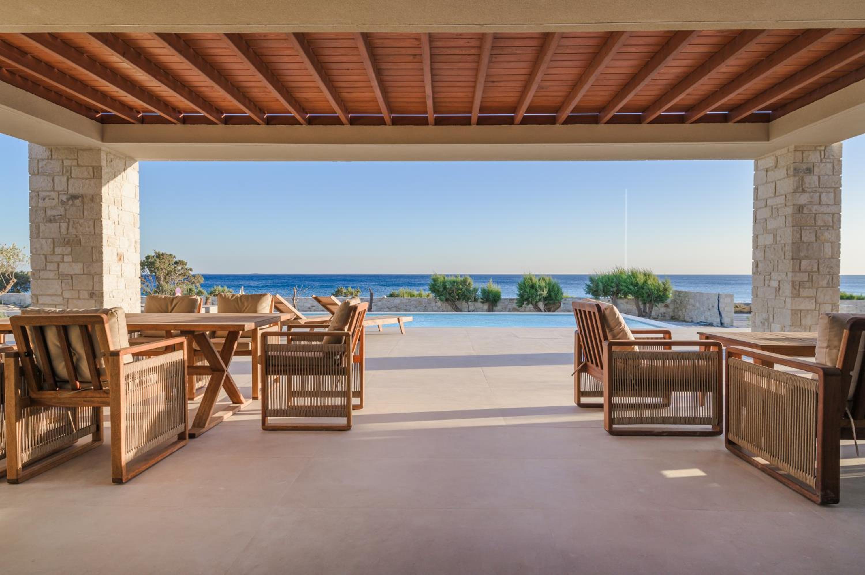 POEMO VILLAS