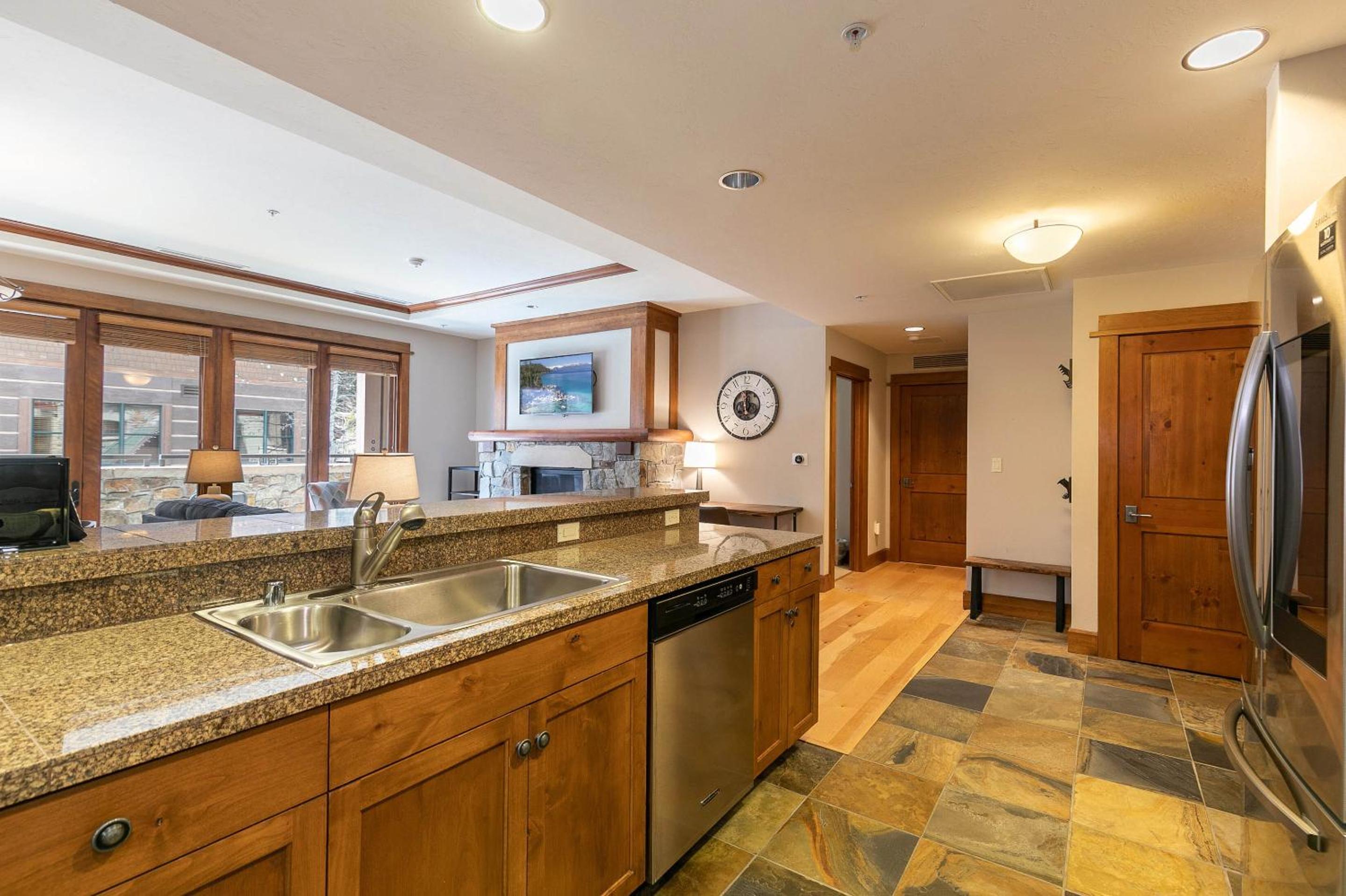 Lake Tahoe Vacations - Iron Horse Lodge North 206 by East West Hospitality - Property Image 20