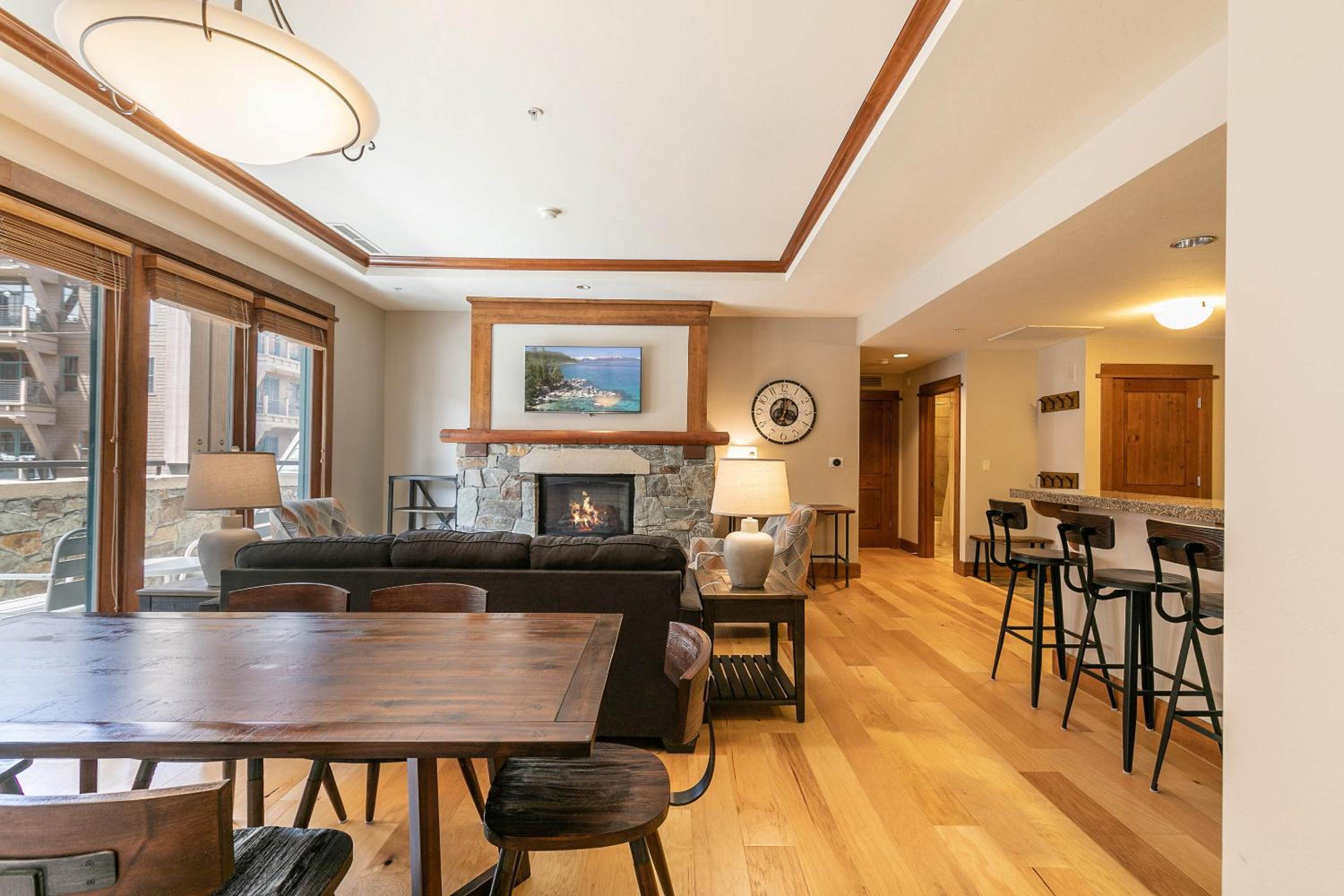Lake Tahoe Vacations - Iron Horse Lodge North 206 by East West Hospitality - Property Image 15