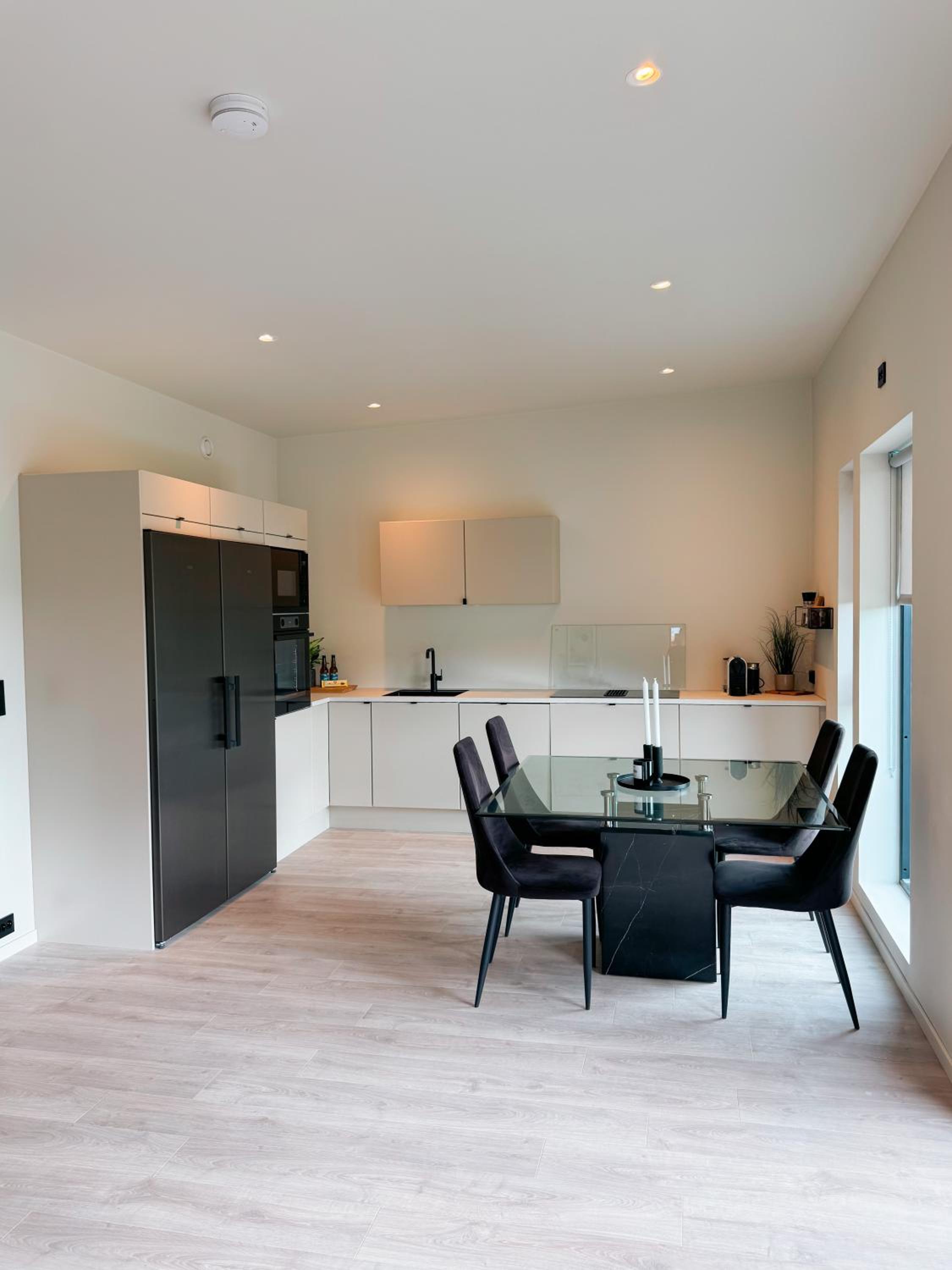 Hotel Modern Haug Retreat, Brand New Apartment from 2024 - Image 1