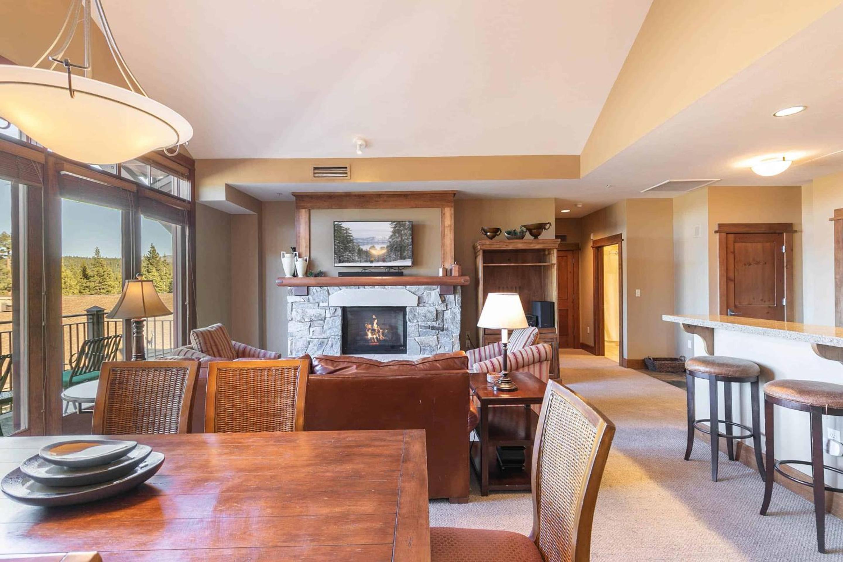 Lake Tahoe Vacations - Iron Horse Lodge North 307 by East West Hospitality - Property Image 15