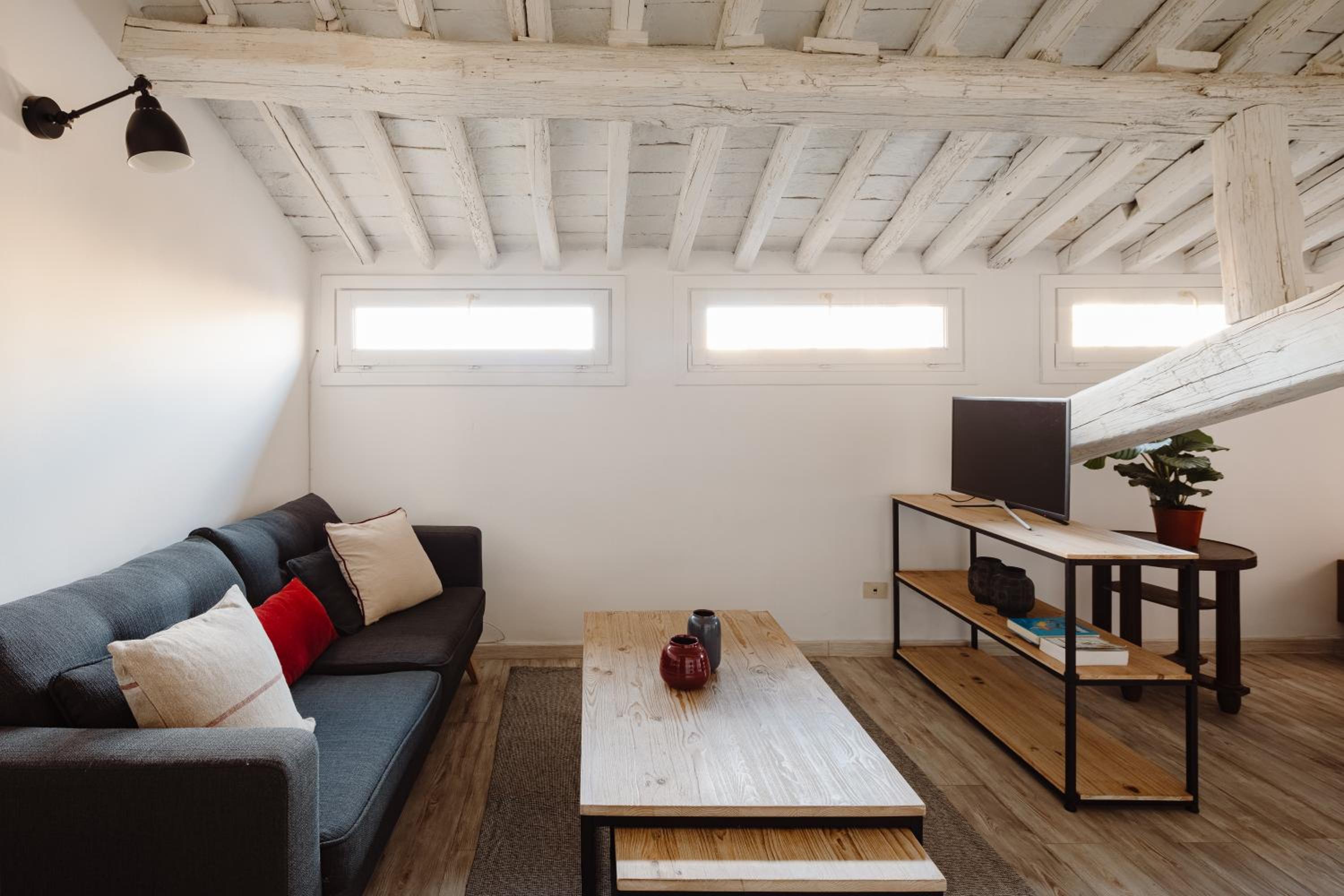 Amazing apartments with terrace or rooftop in Trastevere