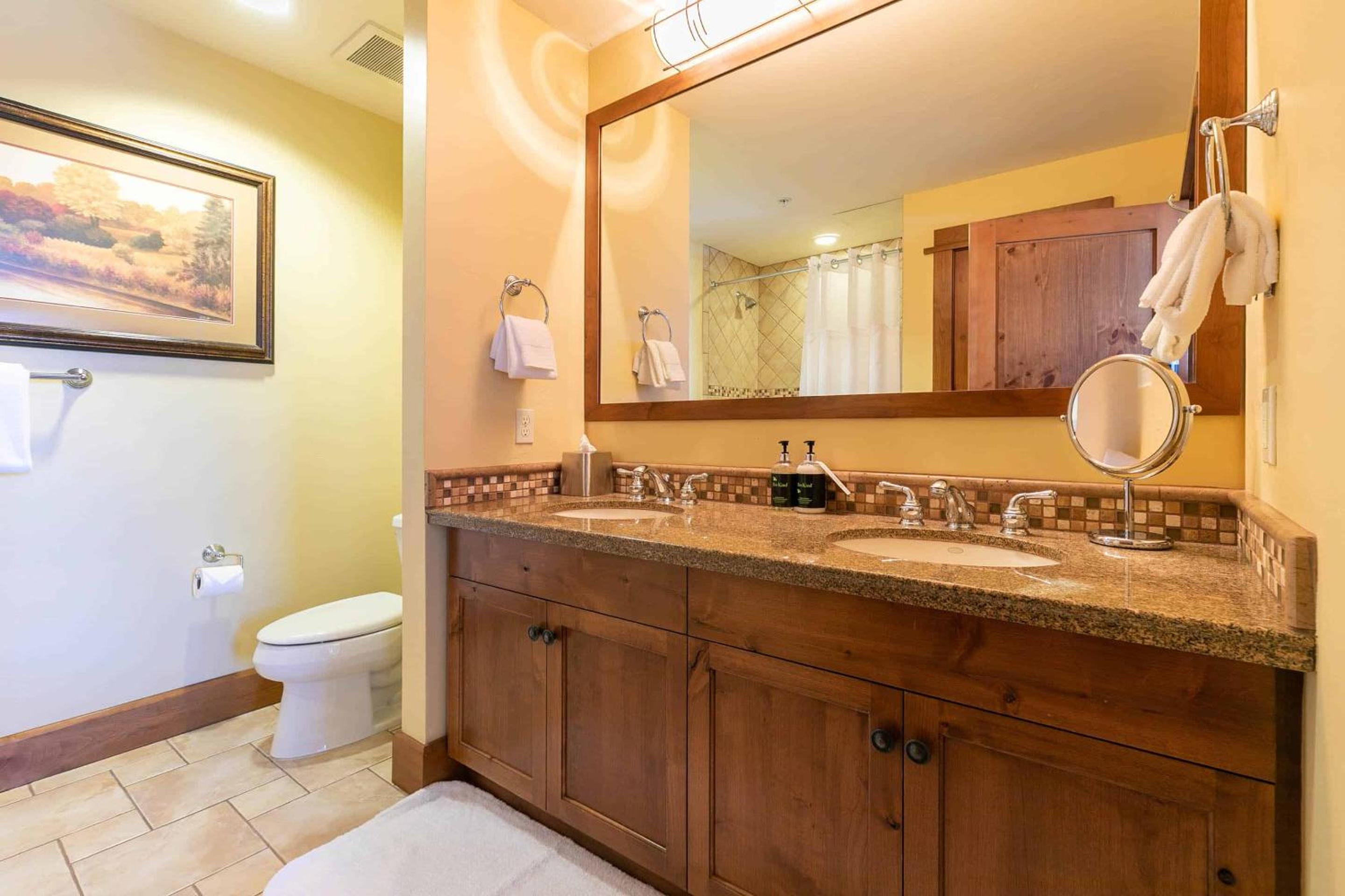Lake Tahoe Vacations - Iron Horse Lodge South 401 by East West Hospitality - Property Image 13