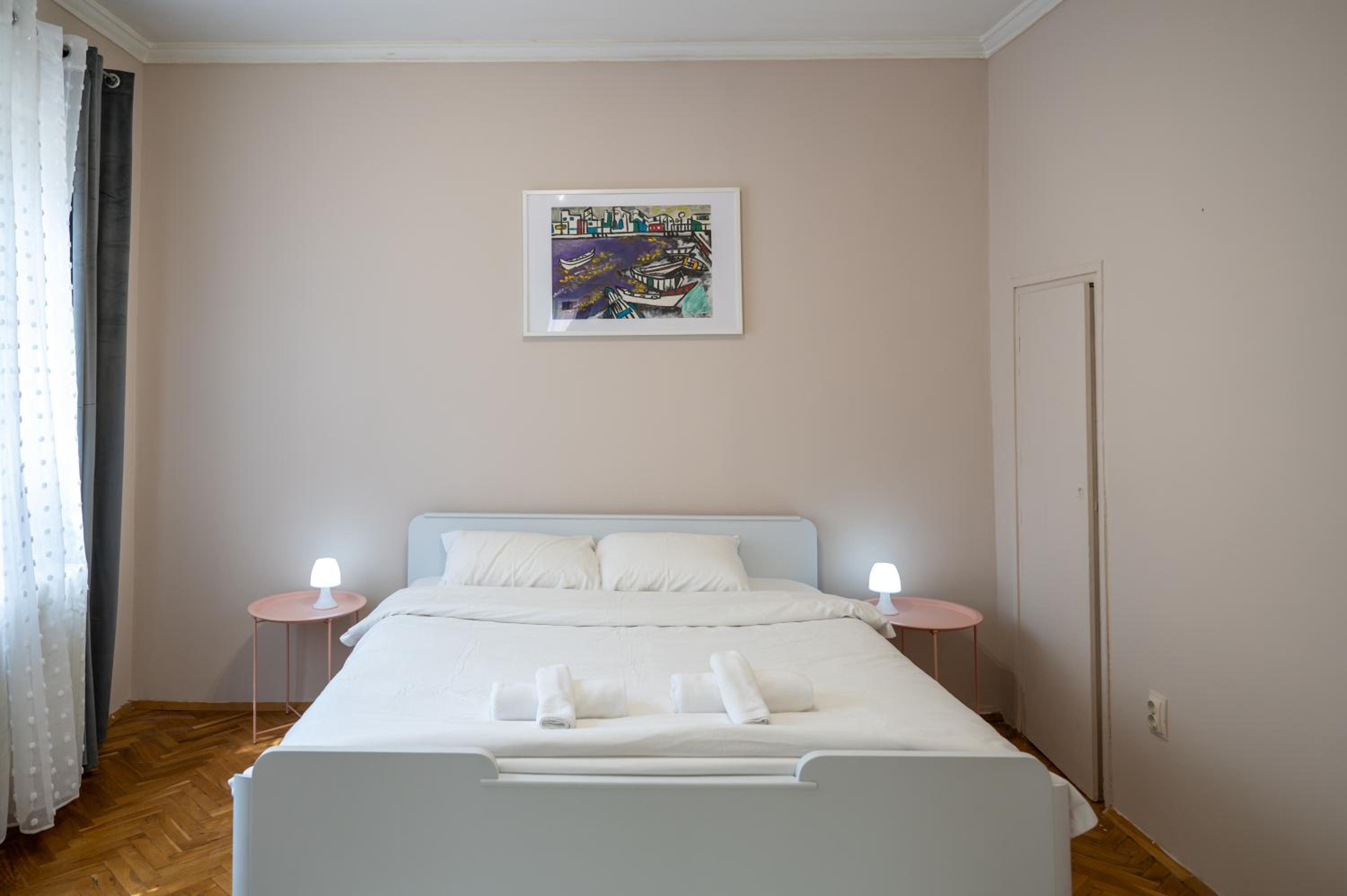 Beautiful Two-Bedroom Apartment in City Center