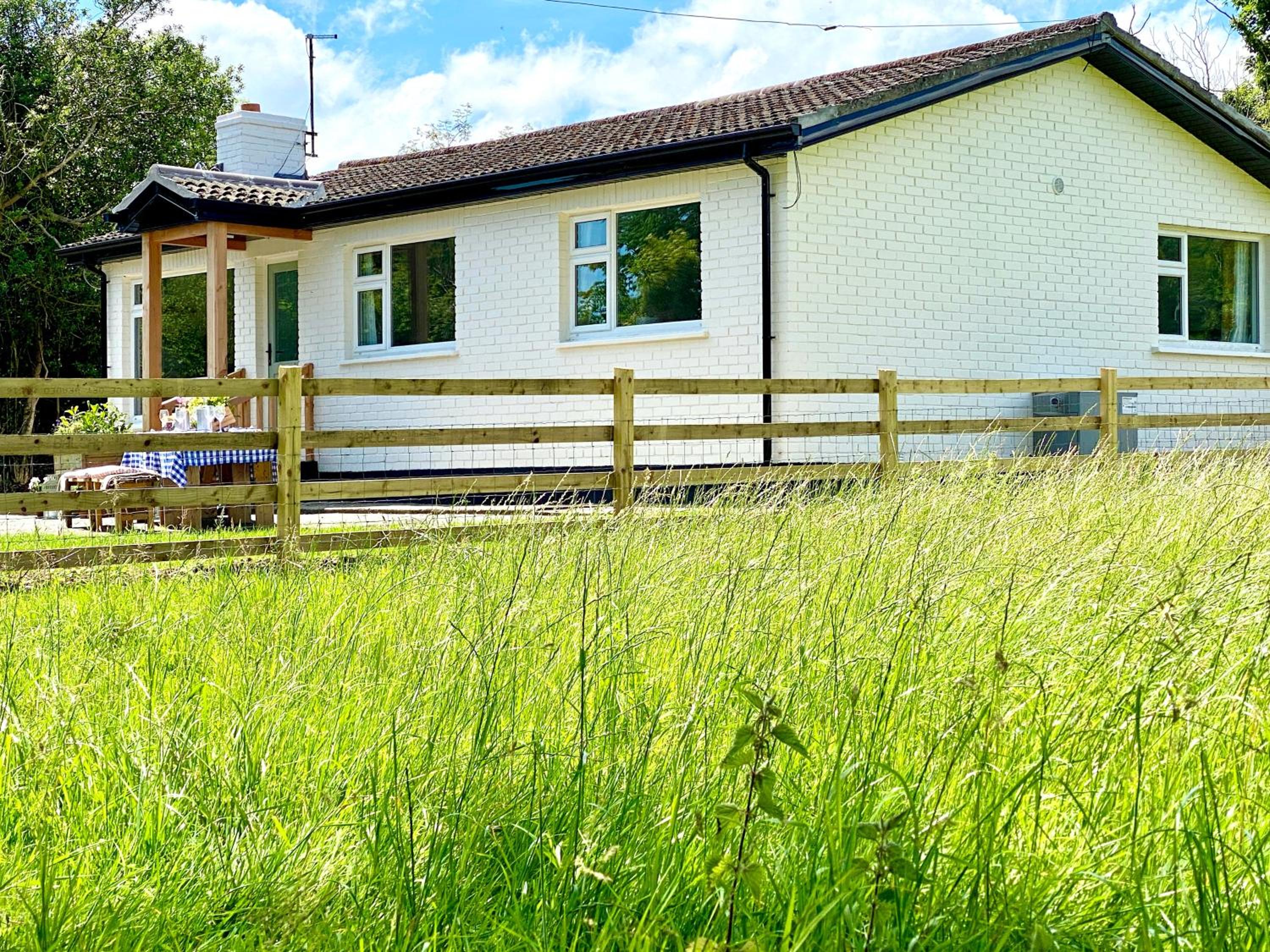 Ballyknocken Cottage