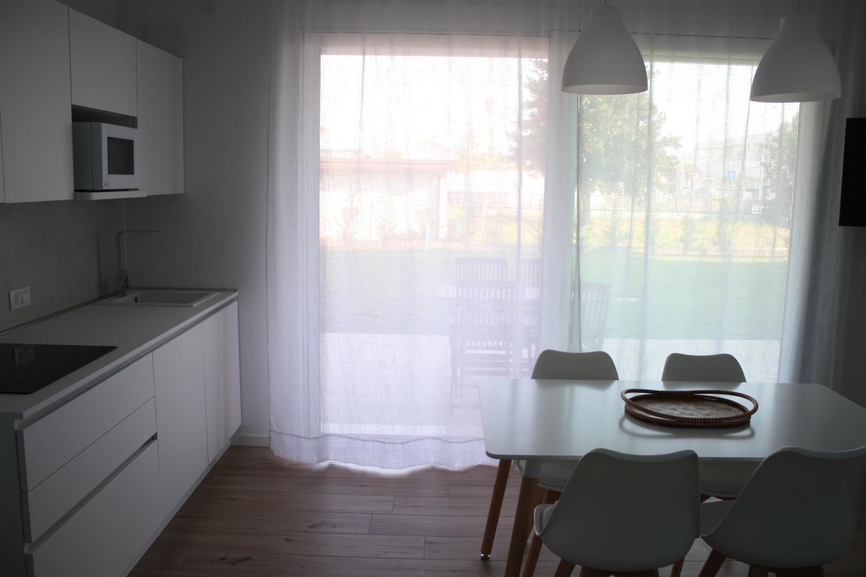Photo 51