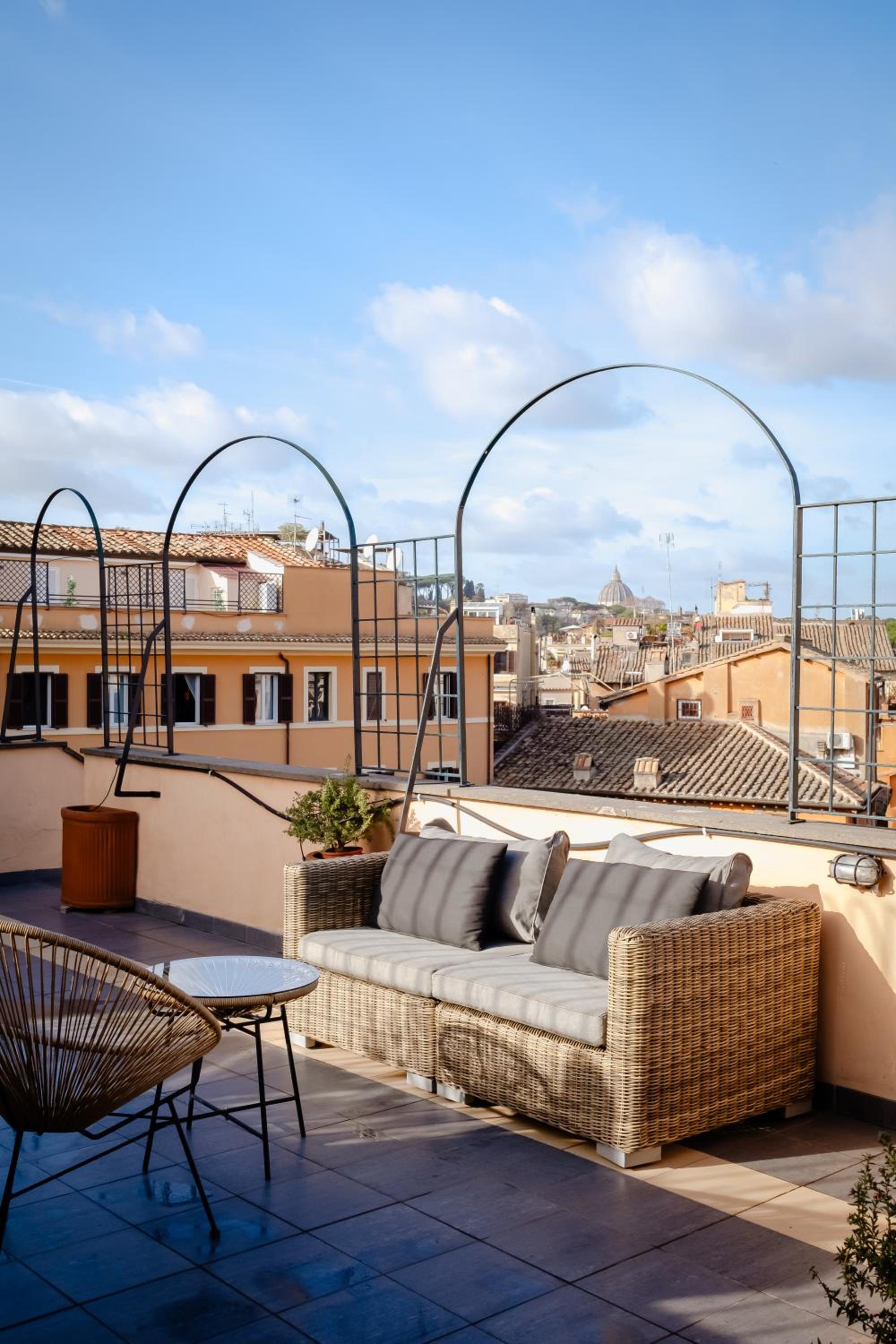 Amazing apartments with terrace or rooftop in Trastevere