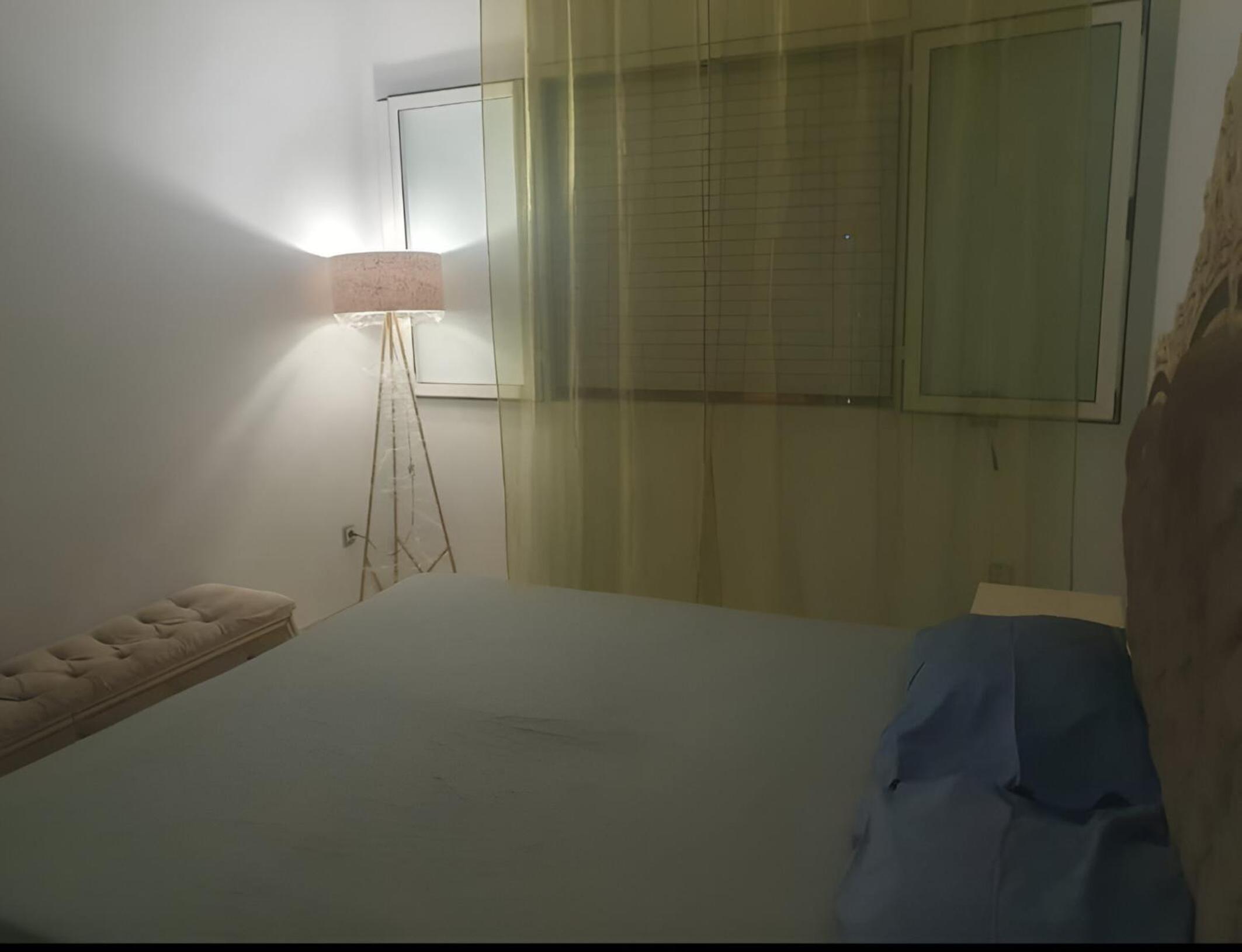 Chambre d'Hôte Spacieuse à Ennasr 2 avec Internet Fibre Optique, Navette et Vue sur l'Aéroport - Équipements de Bienvenue Inclus view 5
