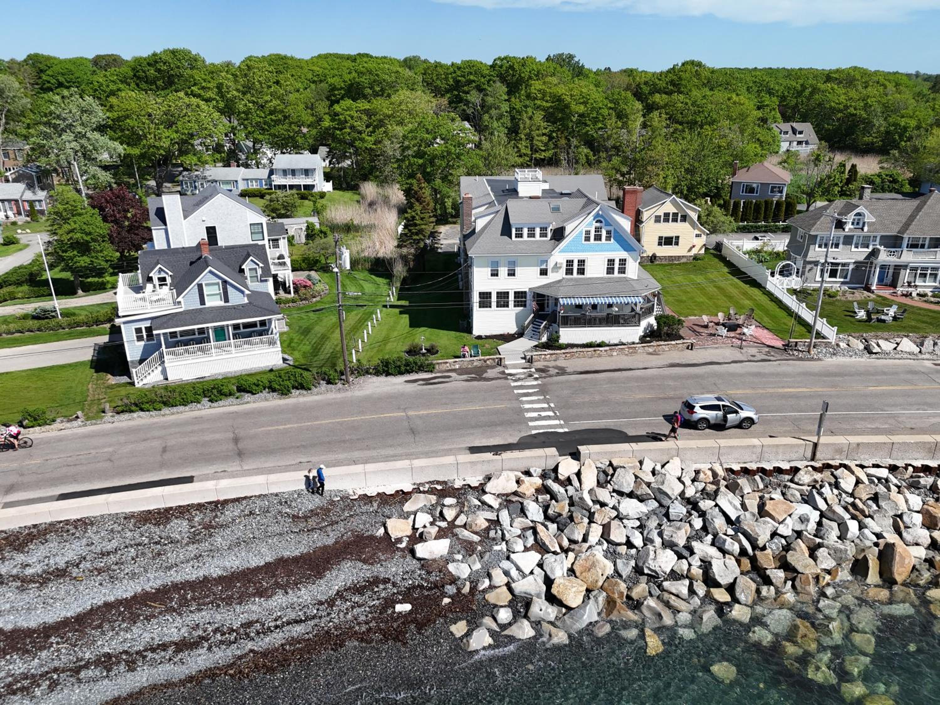 The Beach House Inn