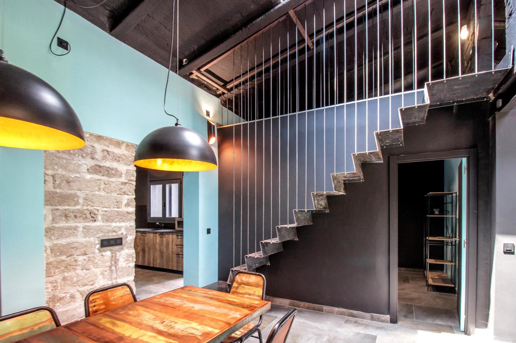 Black House- Sorprendente casa estilo industrial