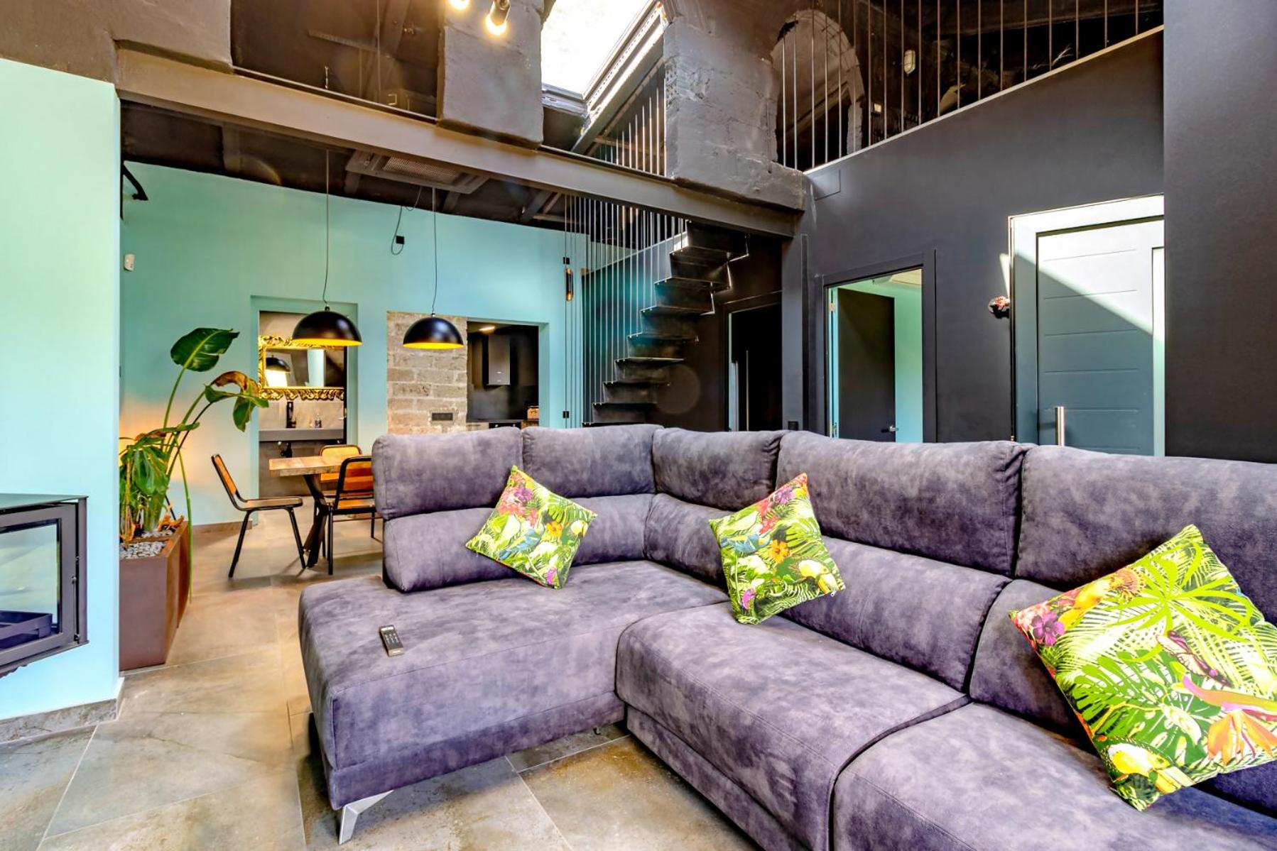 Black House- Sorprendente casa estilo industrial