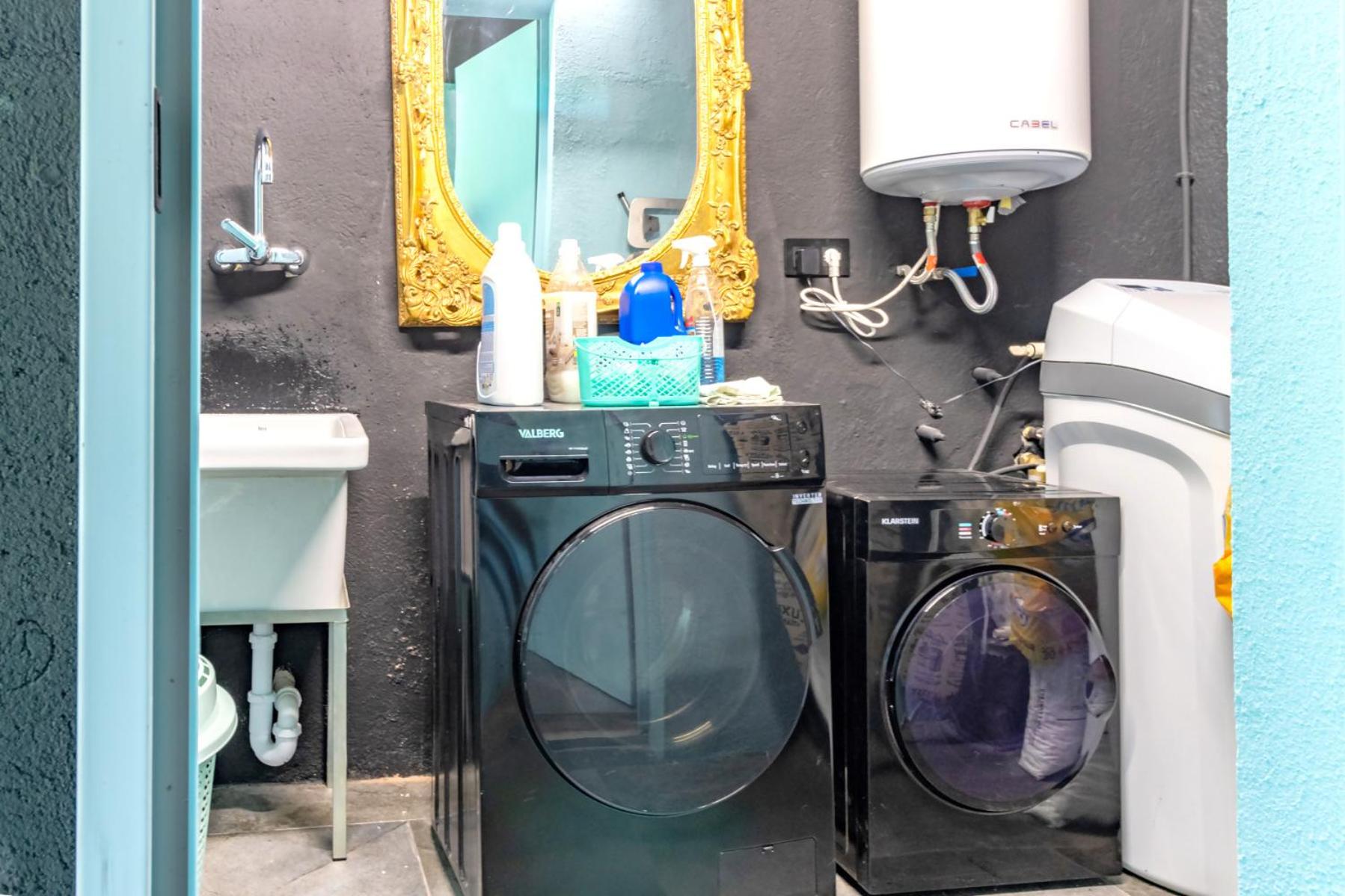 Black House- Sorprendente casa estilo industrial