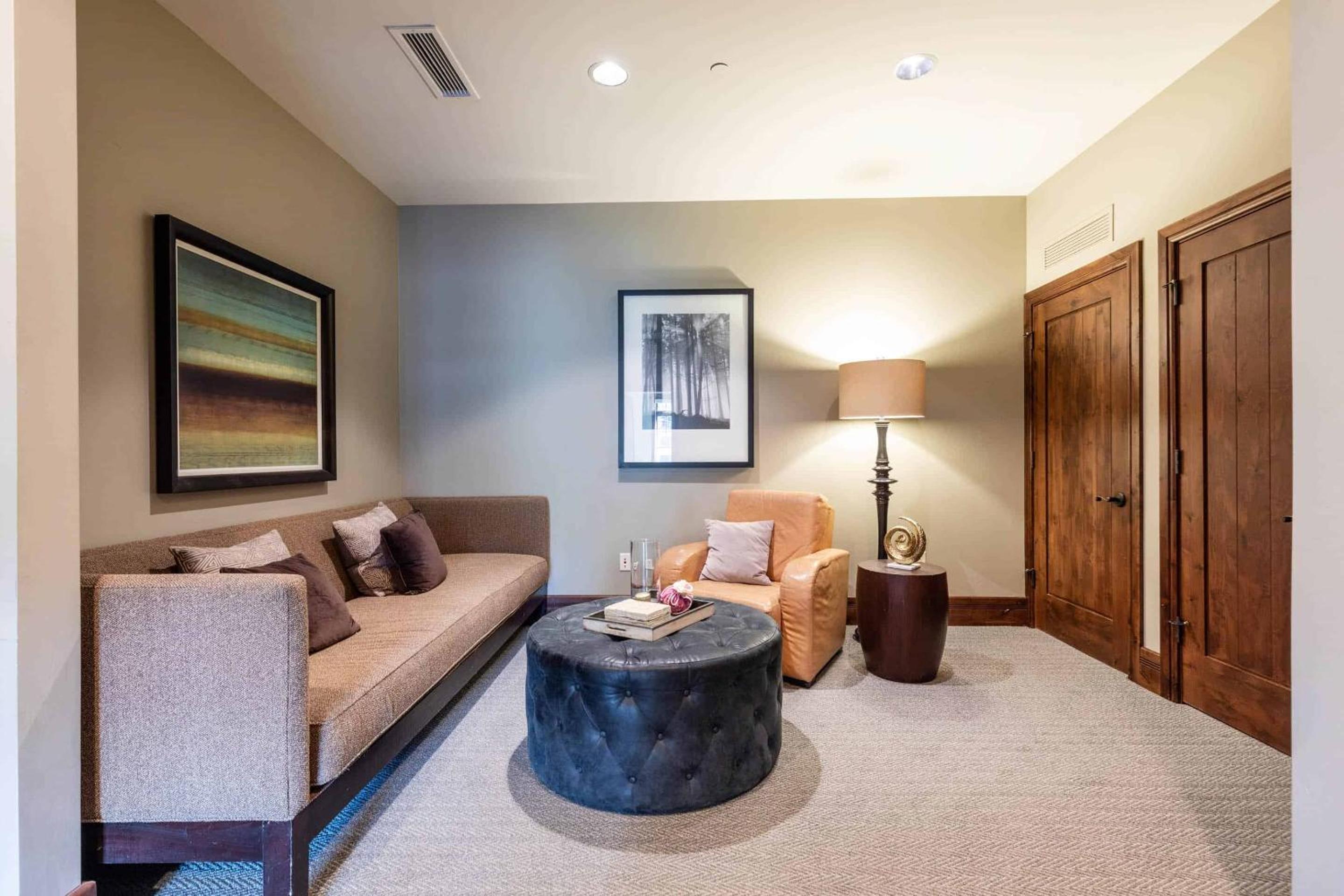 Lake Tahoe Vacations - One Village Place 508 by East West Hospitality - Property Image 8
