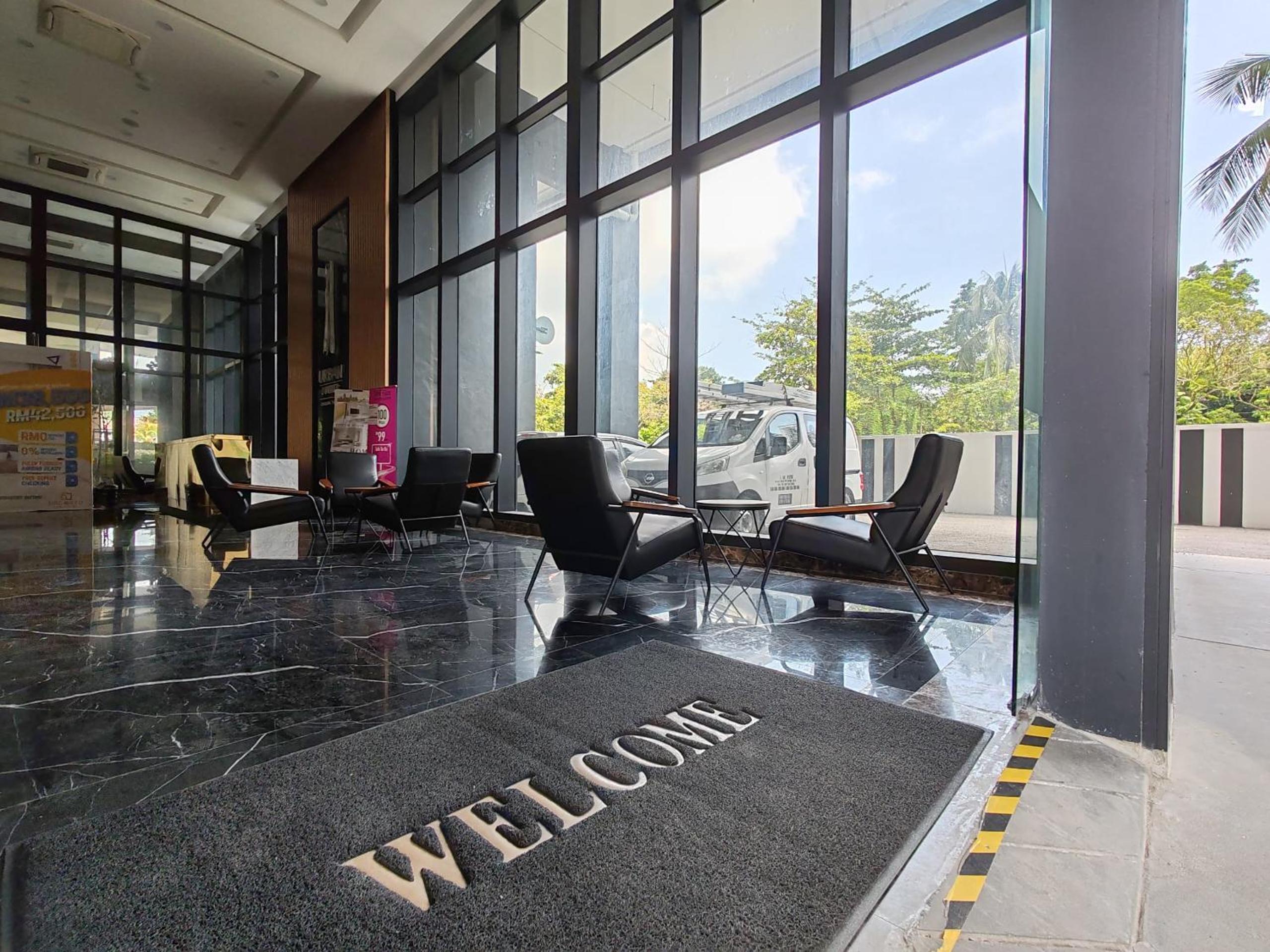 2 Rooms Apartment, 4 to 5 pax at Urban Suites by SuperStay