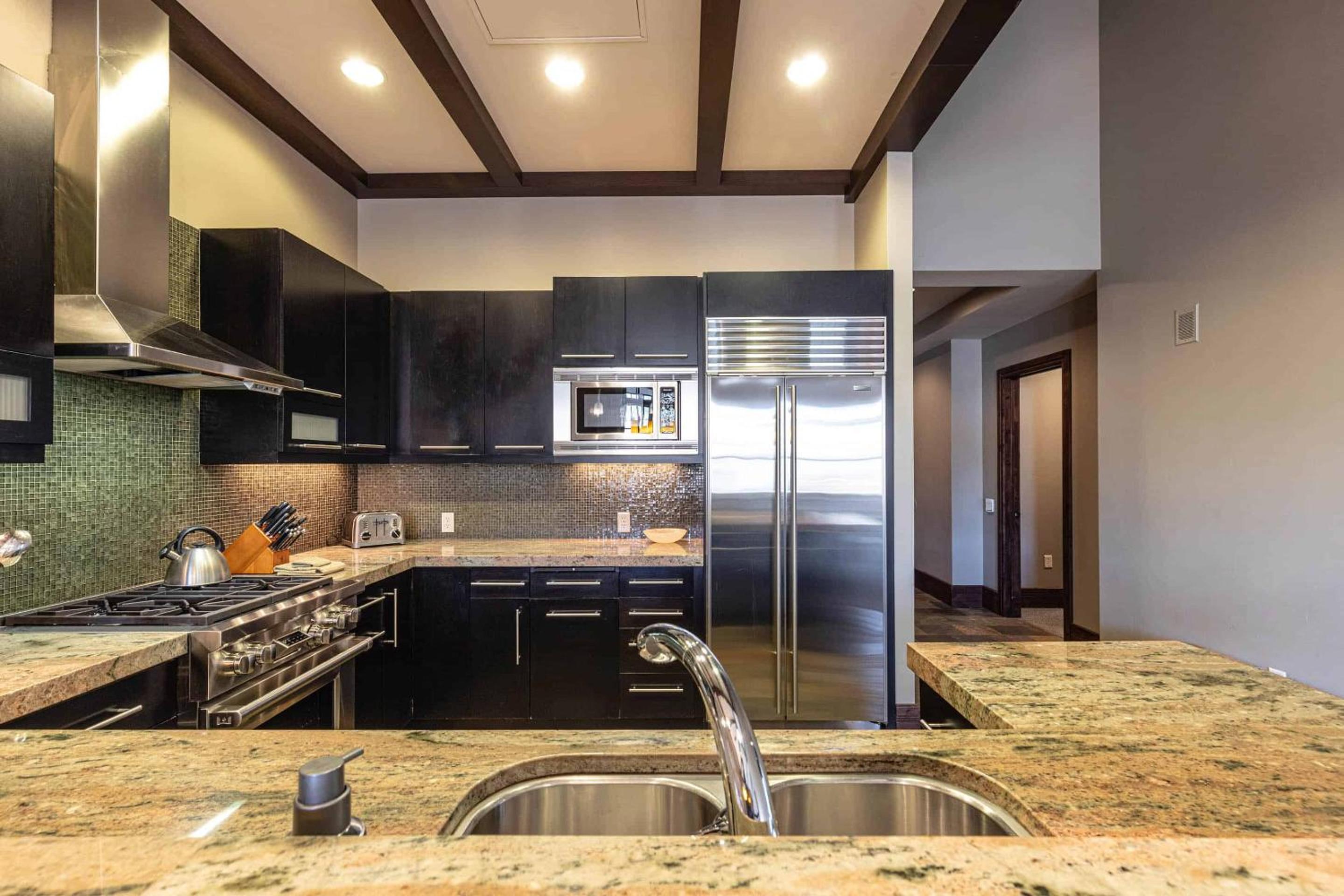 Lake Tahoe Vacations - One Village Place 508 by East West Hospitality - Property Image 25