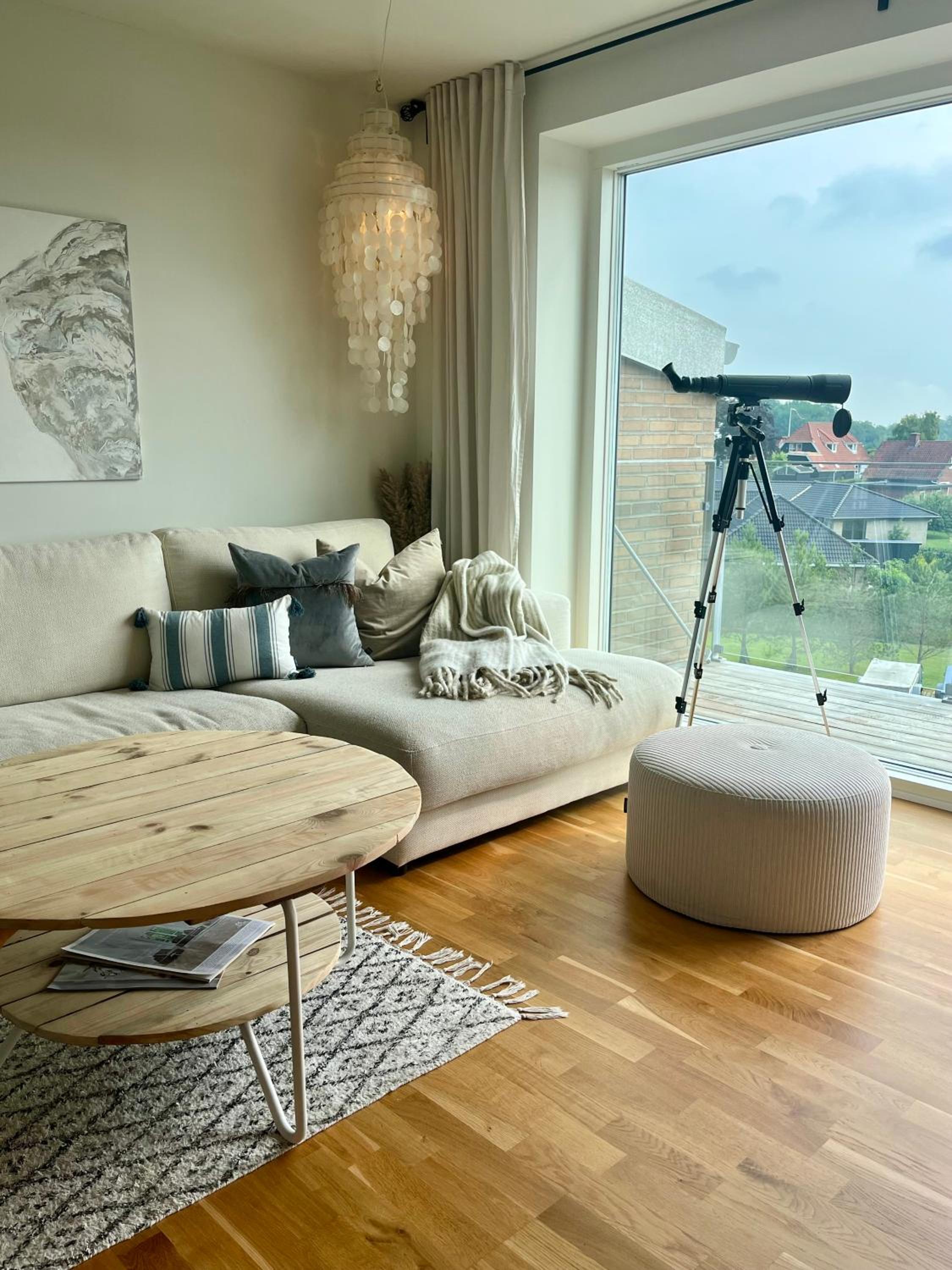 Holiday apartment with ocean view